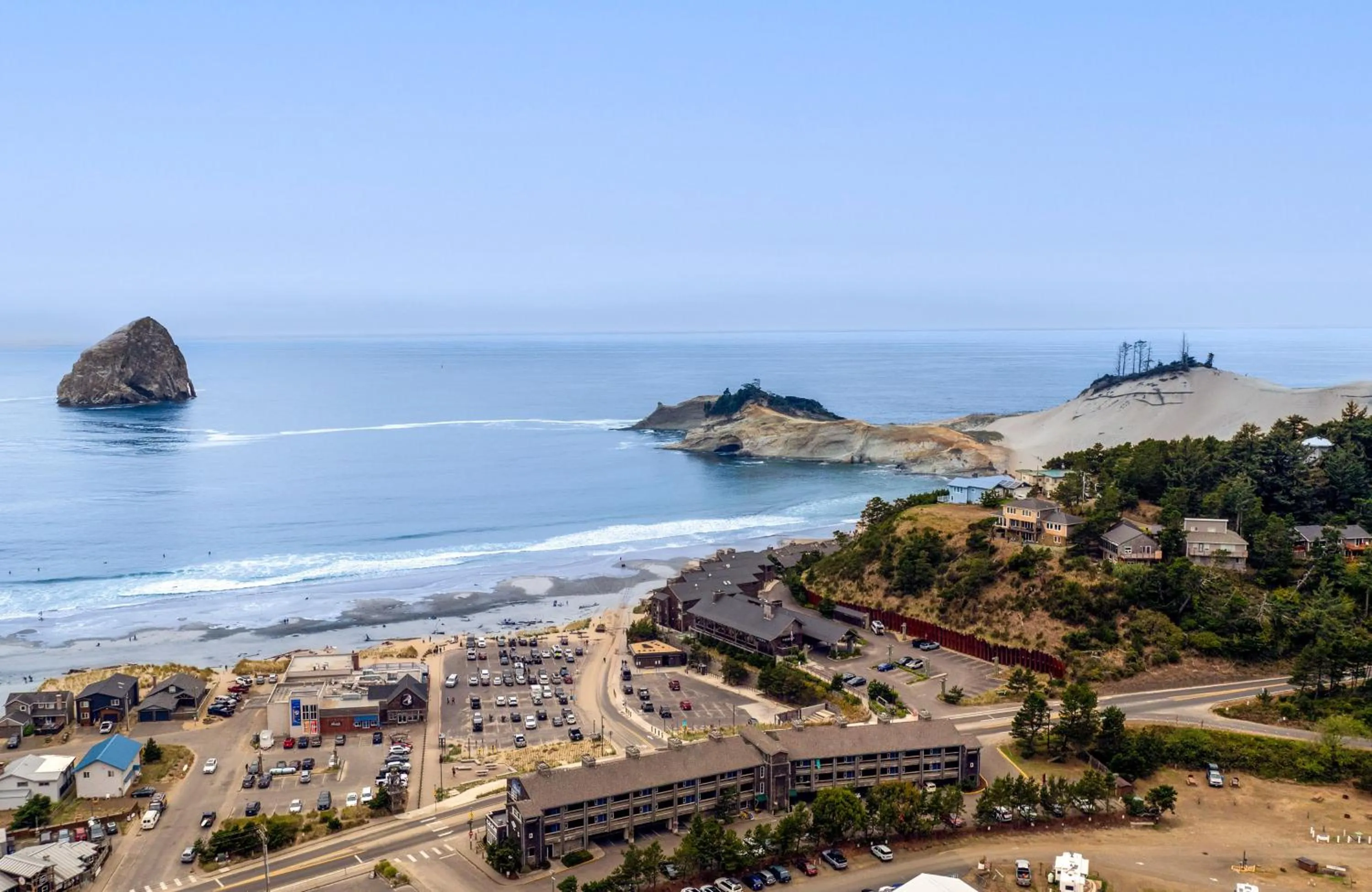 Property building in Inn at Cape Kiwanda