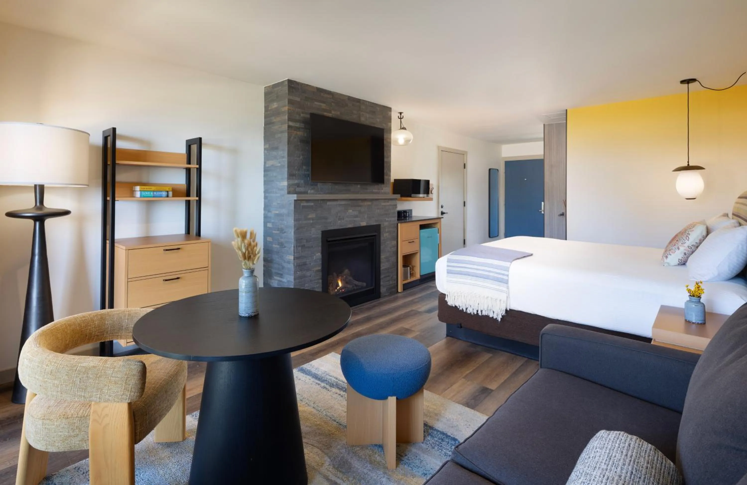 Bed in Inn at Cape Kiwanda