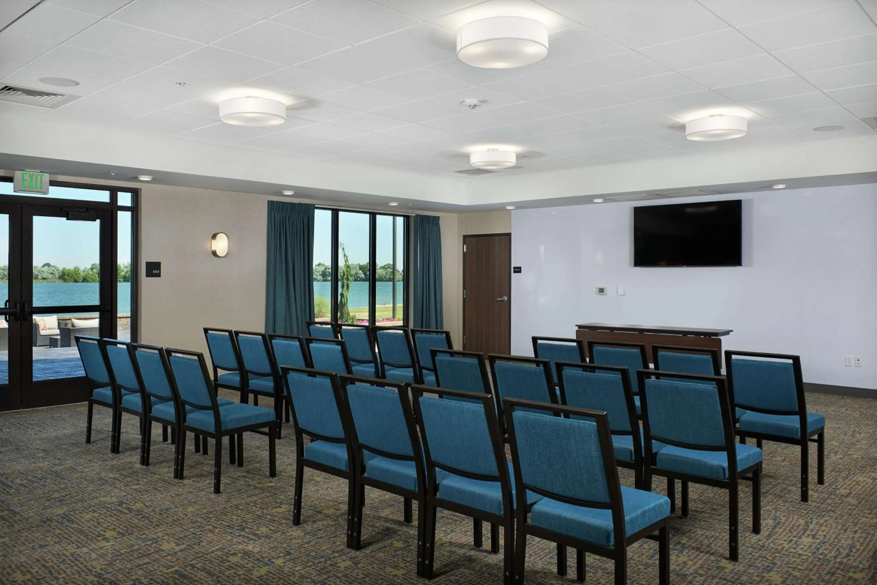 Meeting/conference room in Hampton Inn Burley