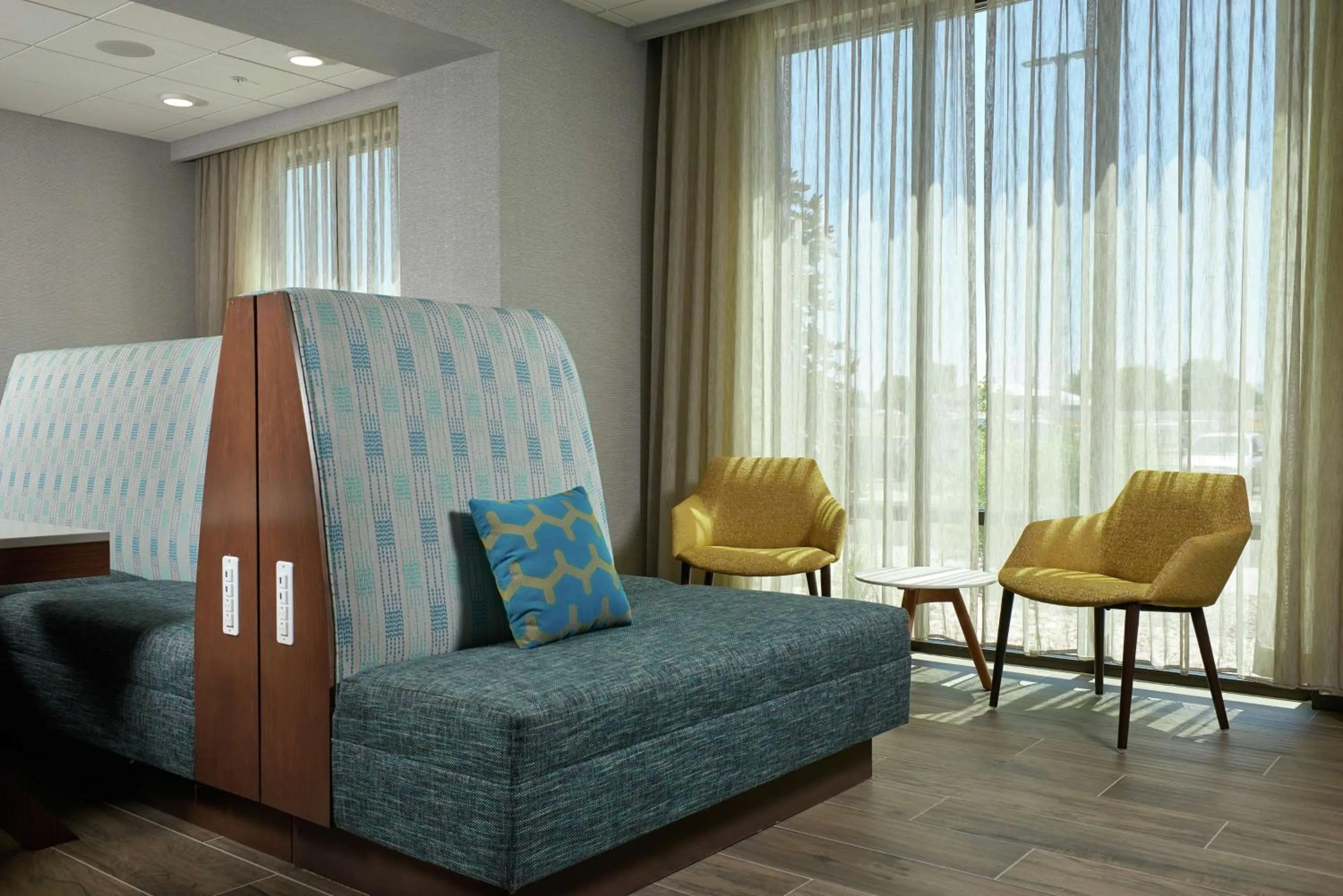 Lobby or reception in Hampton Inn Burley