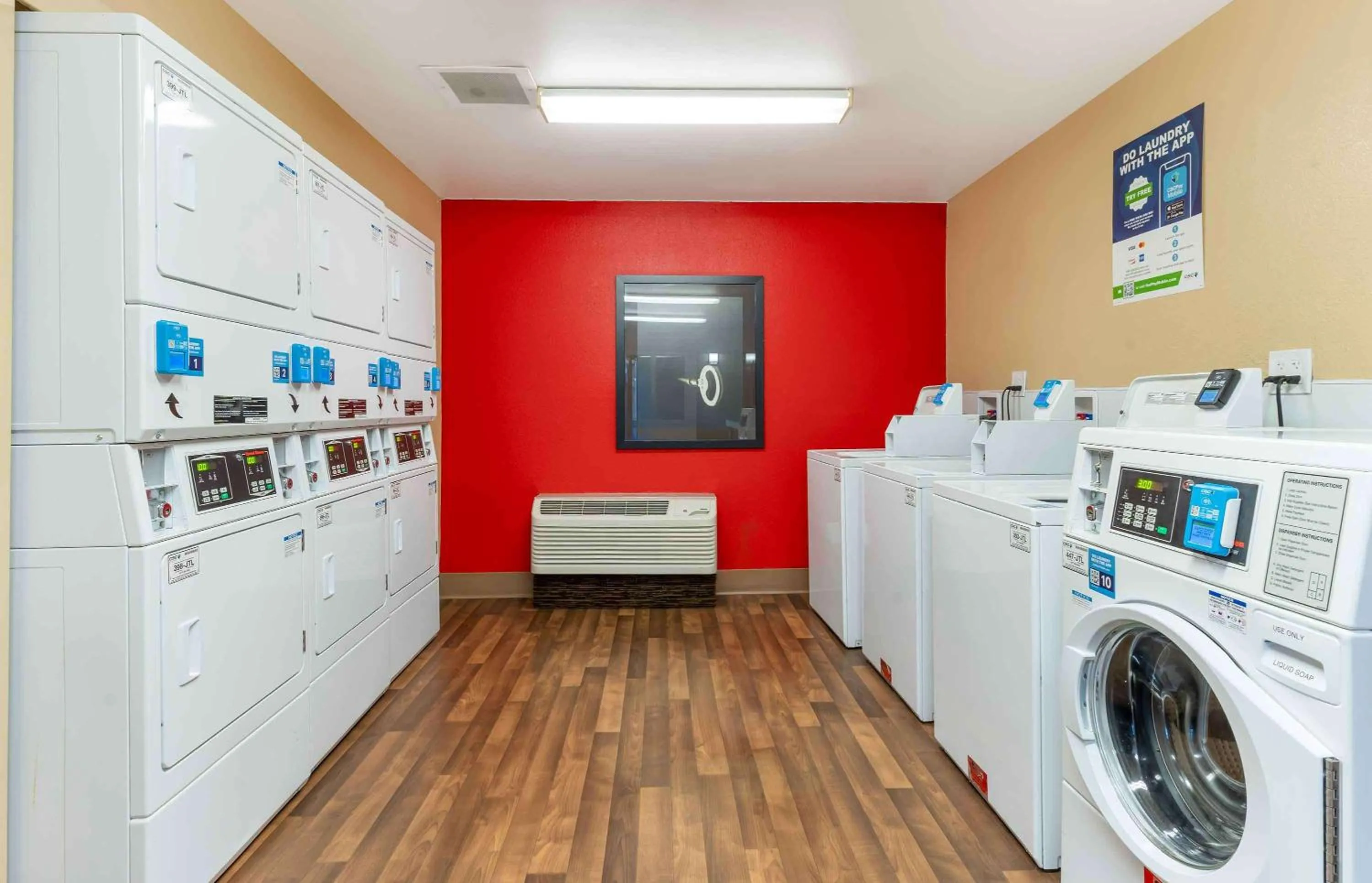 Property building in Extended Stay America Suites - Sacramento - Vacaville