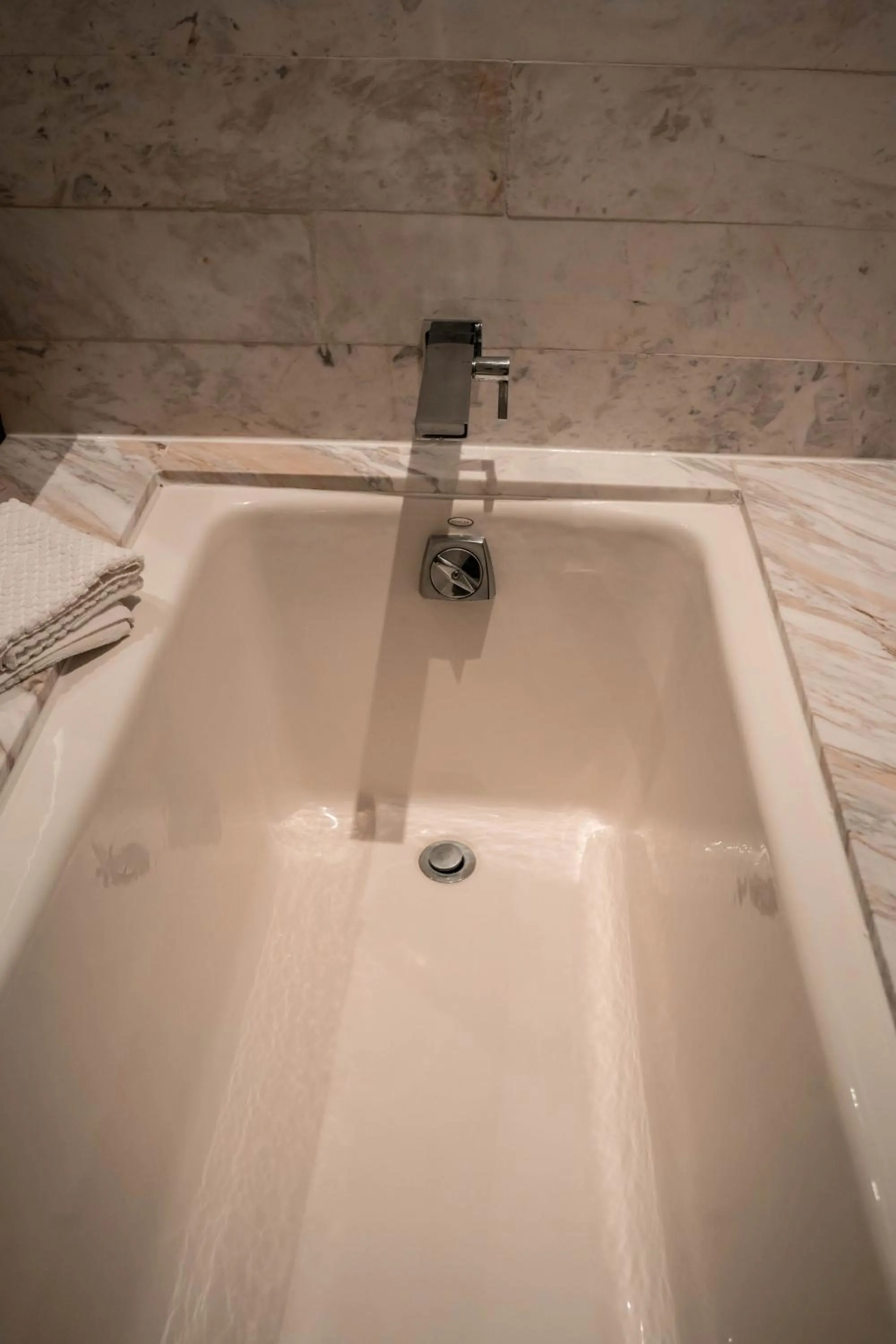 Bath in Doubletree By Hilton Celaya