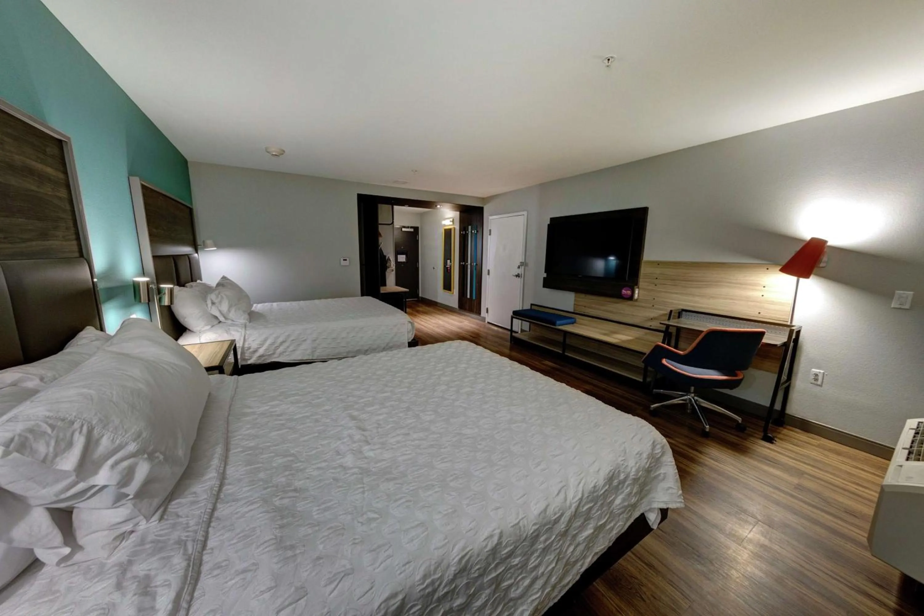 Bedroom, Bed in Tru By Hilton Georgetown