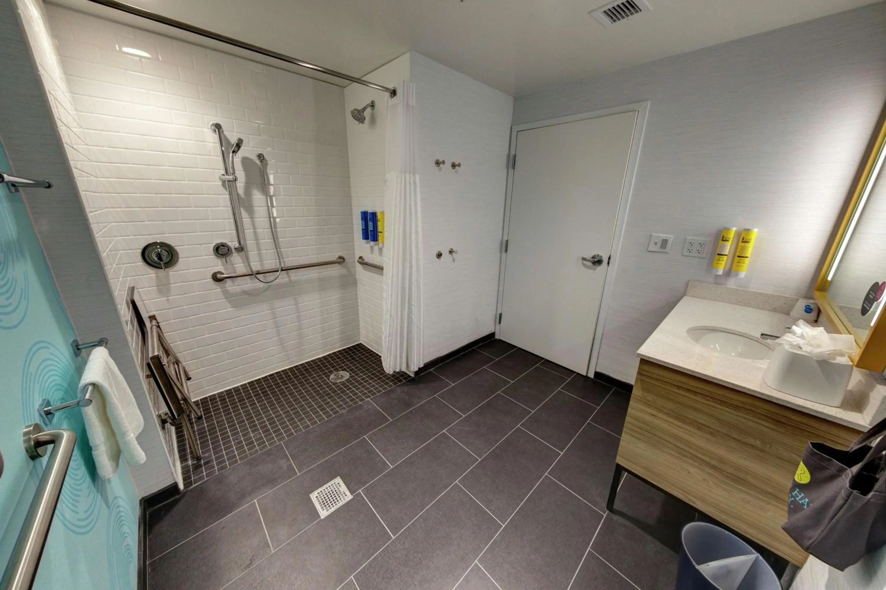 Bathroom in Tru By Hilton Georgetown