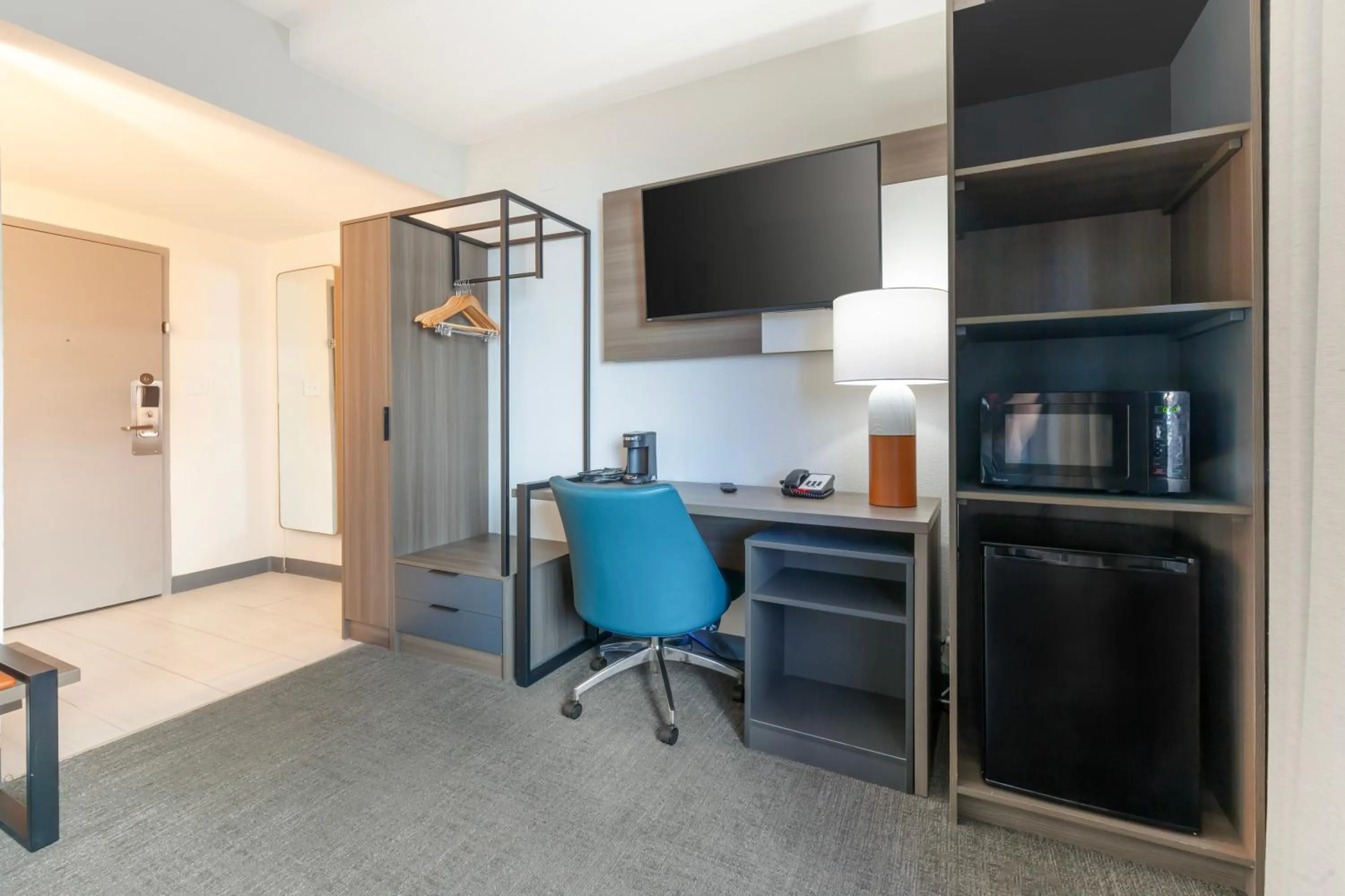 Comfort Inn & Suites Beaver Dam