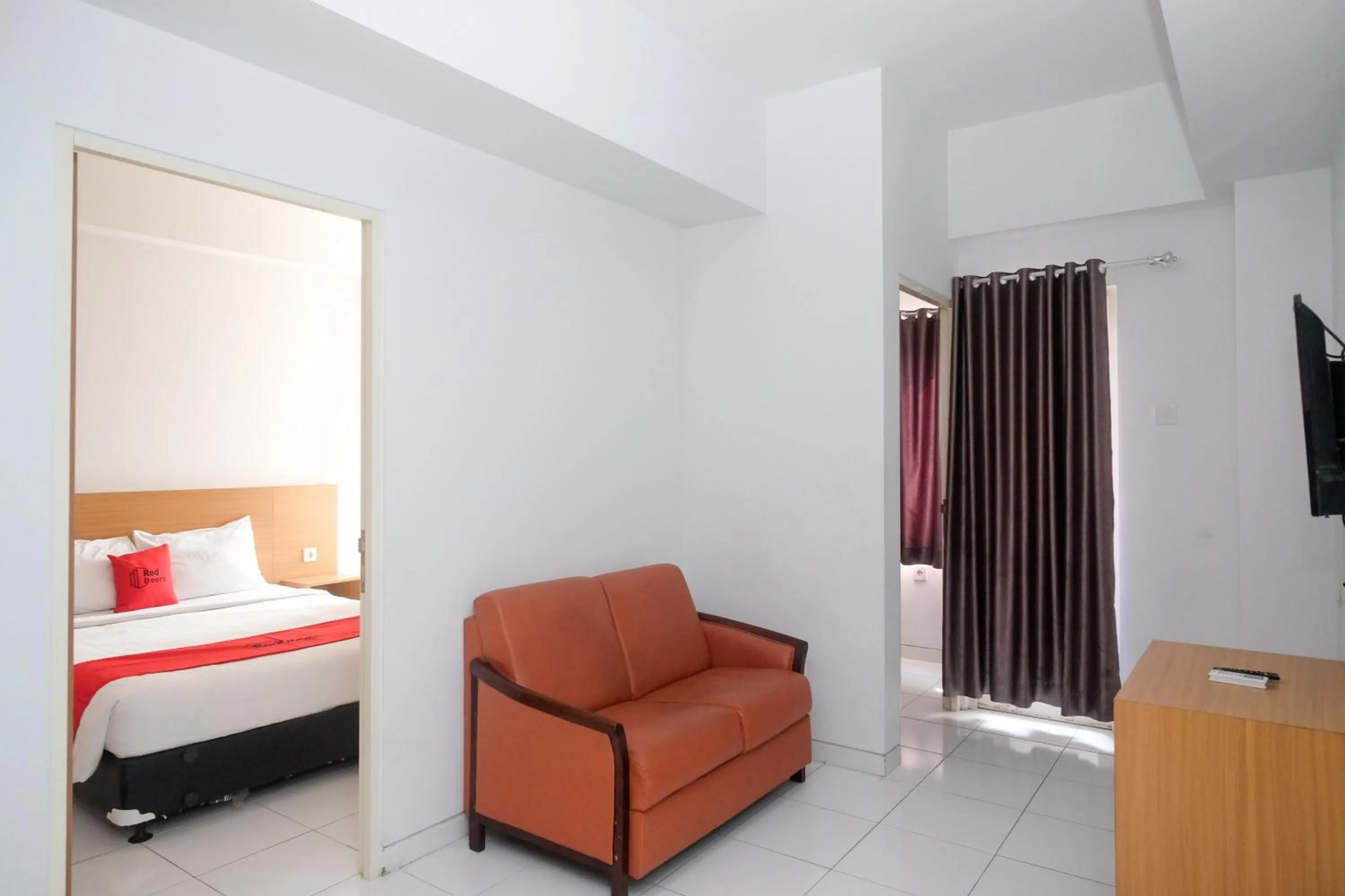 Other, Bed in RedDoorz Apartment near Exit Toll Colomadu