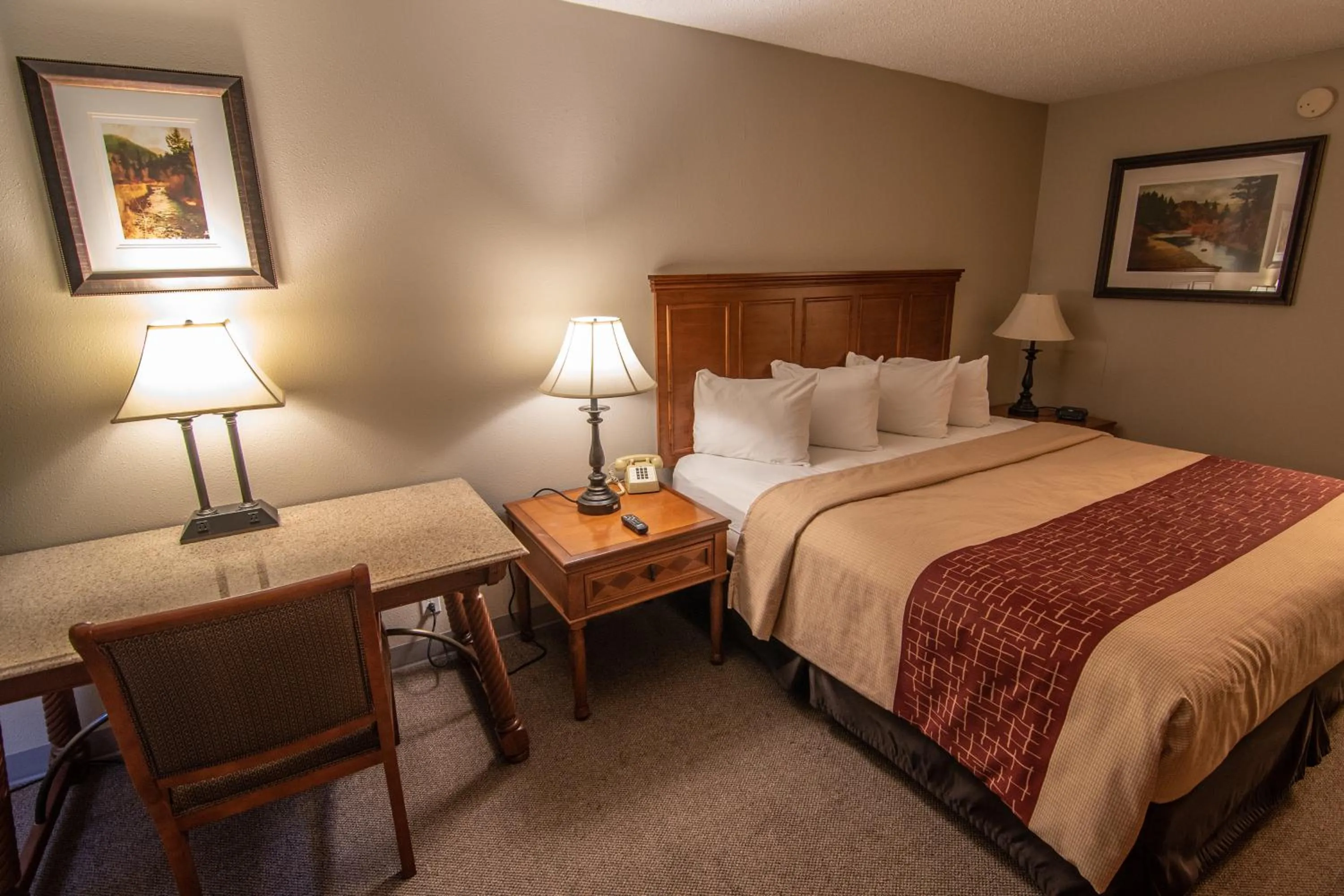 Lookout Mountain Lodge