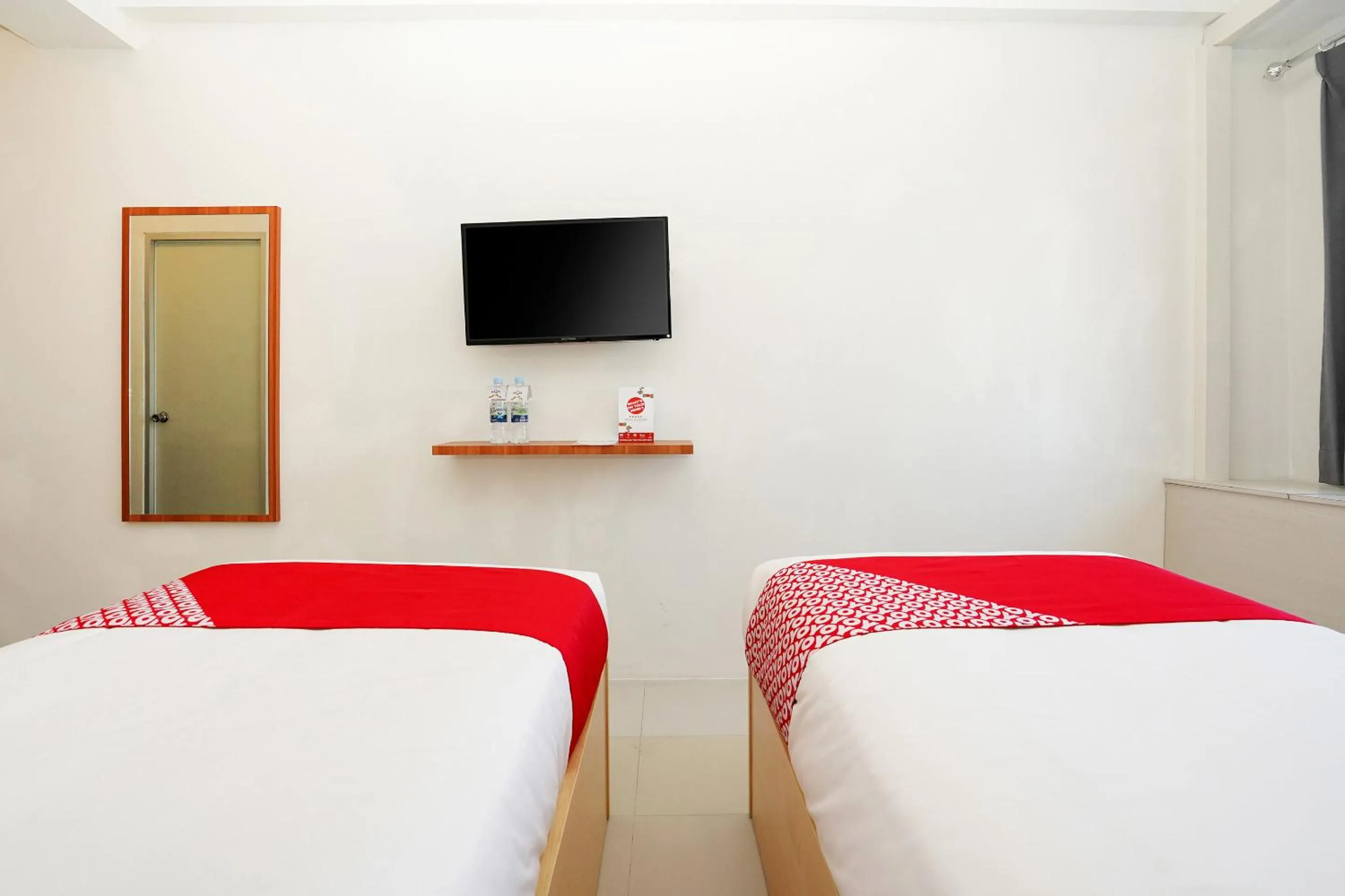 Bedroom in OYO 91964 Menara Rungkut Surabaya