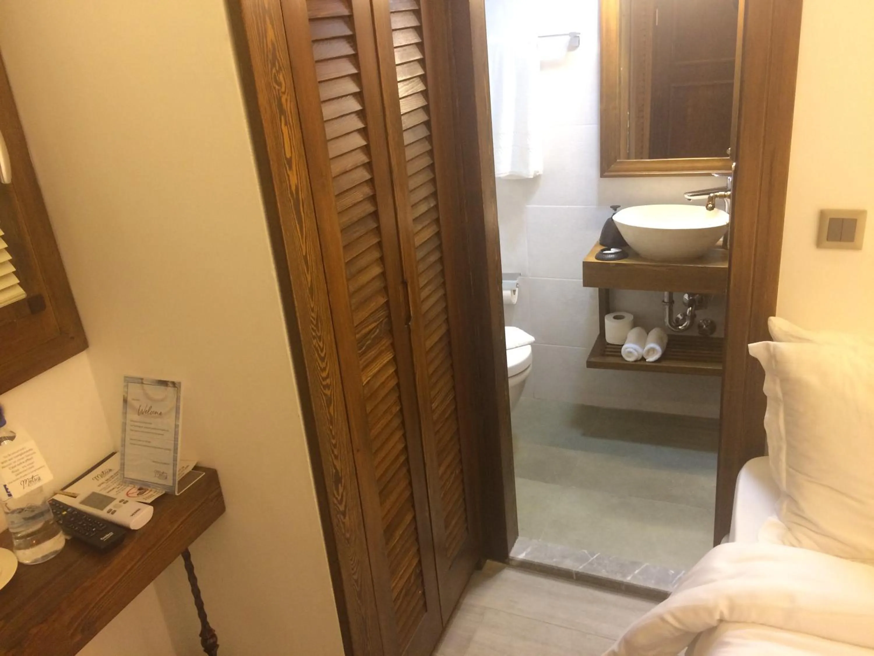 Bathroom in Mets Boutique Hotel