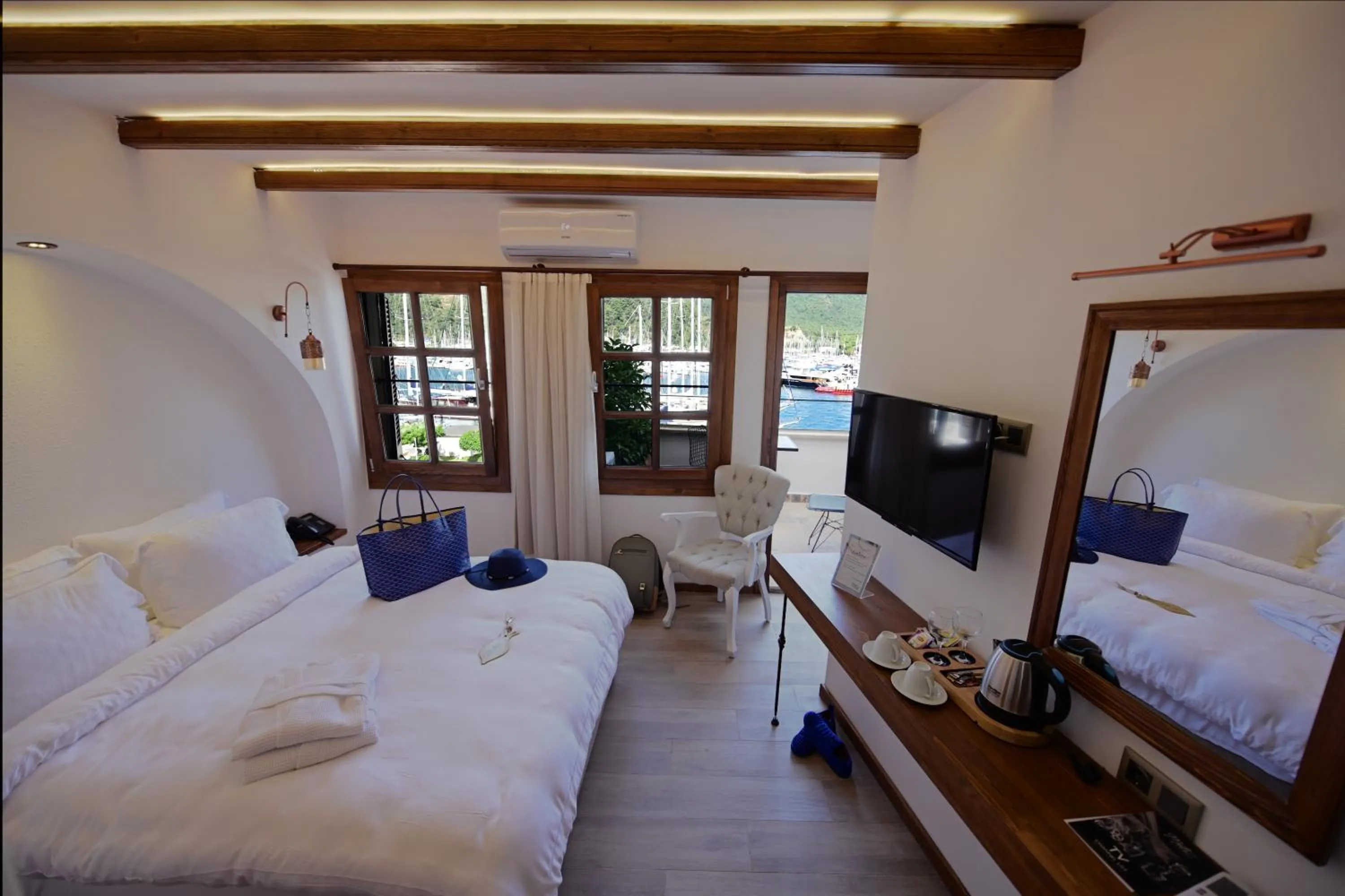 Bed in Mets Boutique Hotel