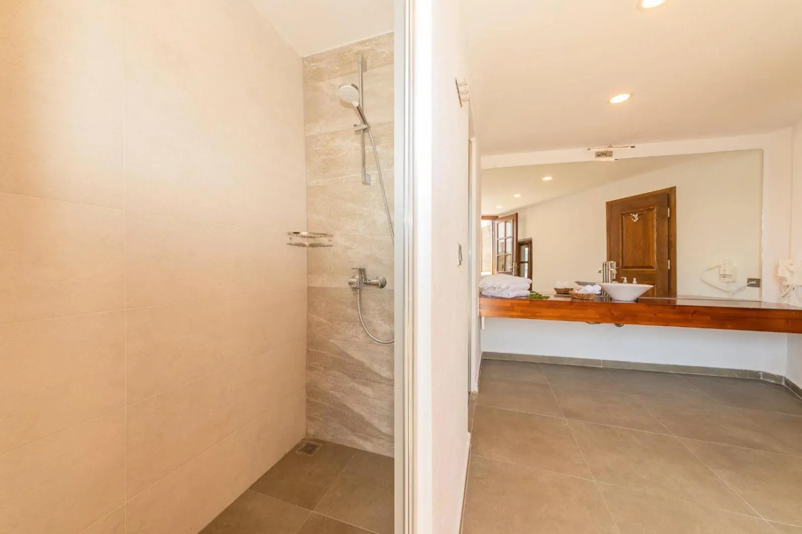 Bathroom in Mets Boutique Hotel