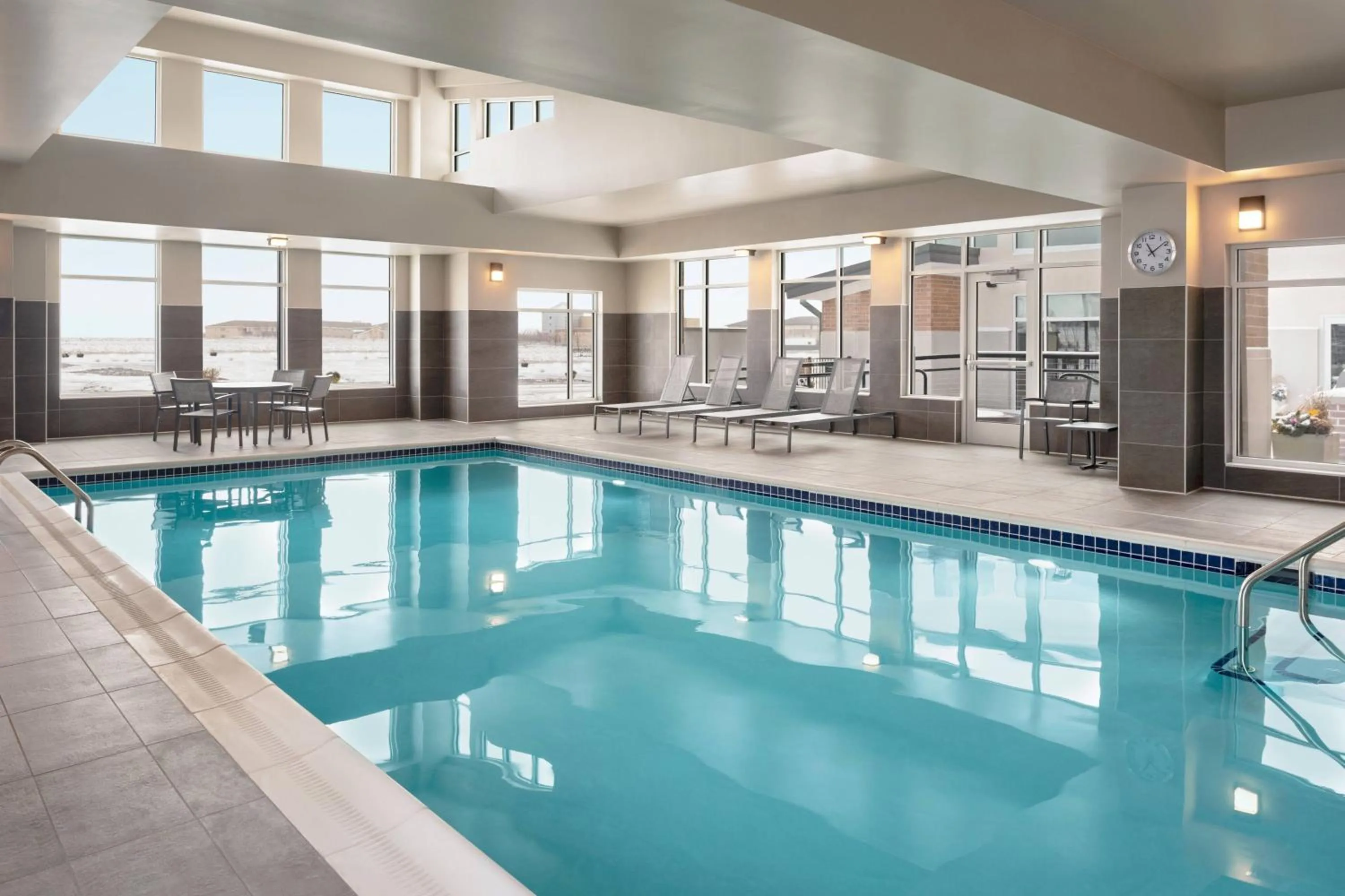 Swimming pool in Residence Inn by Marriott Des Moines Ankeny