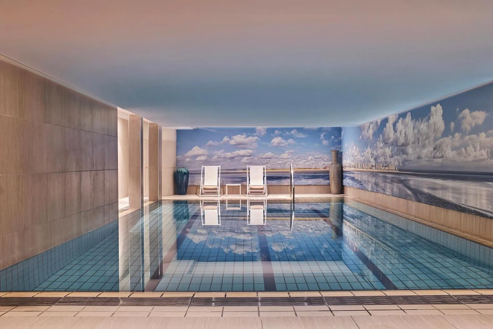 Spa and wellness centre/facilities in Hôtel Barrière Le Westminster