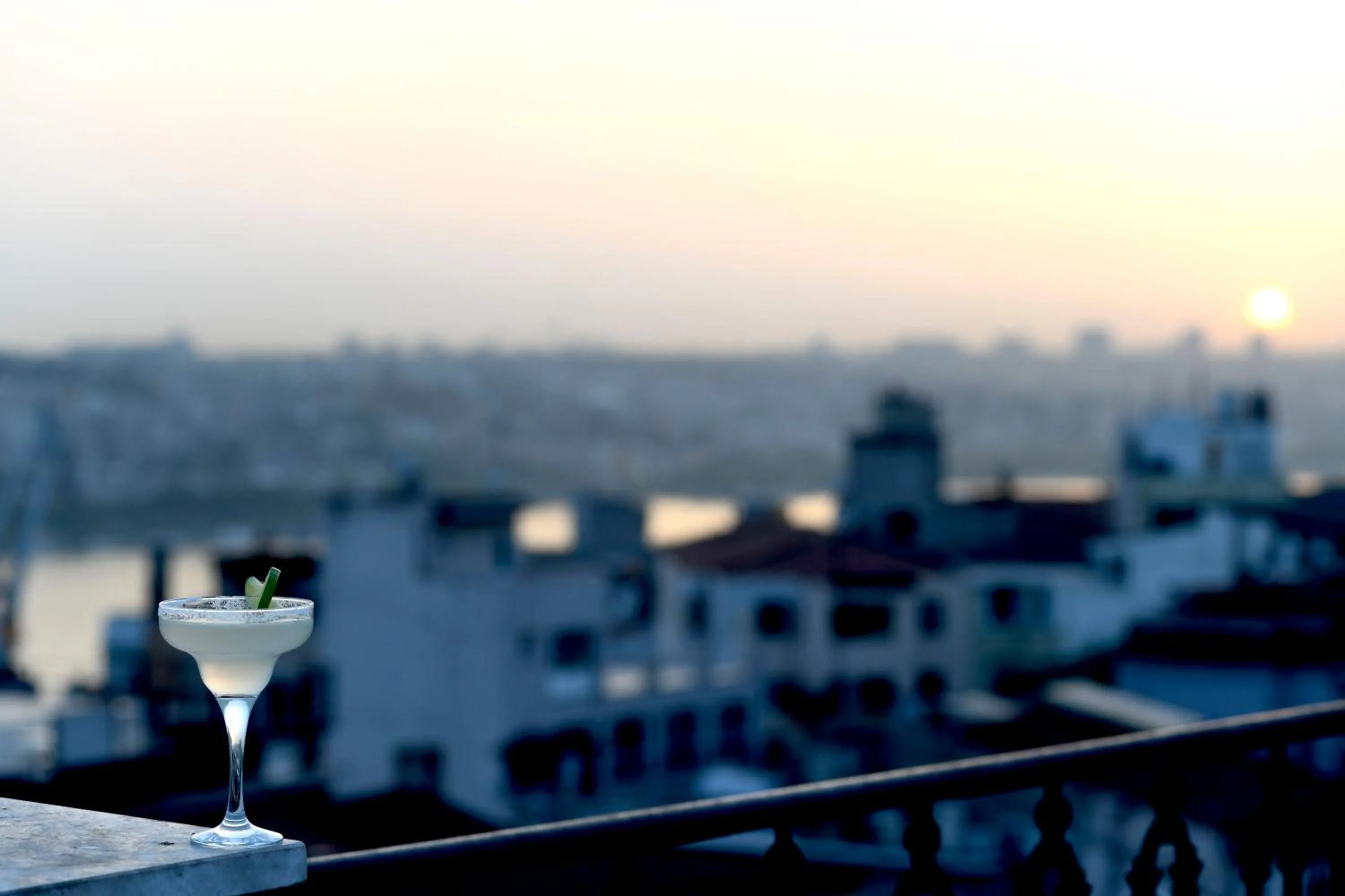 Restaurant/places to eat in Meroddi La Porta