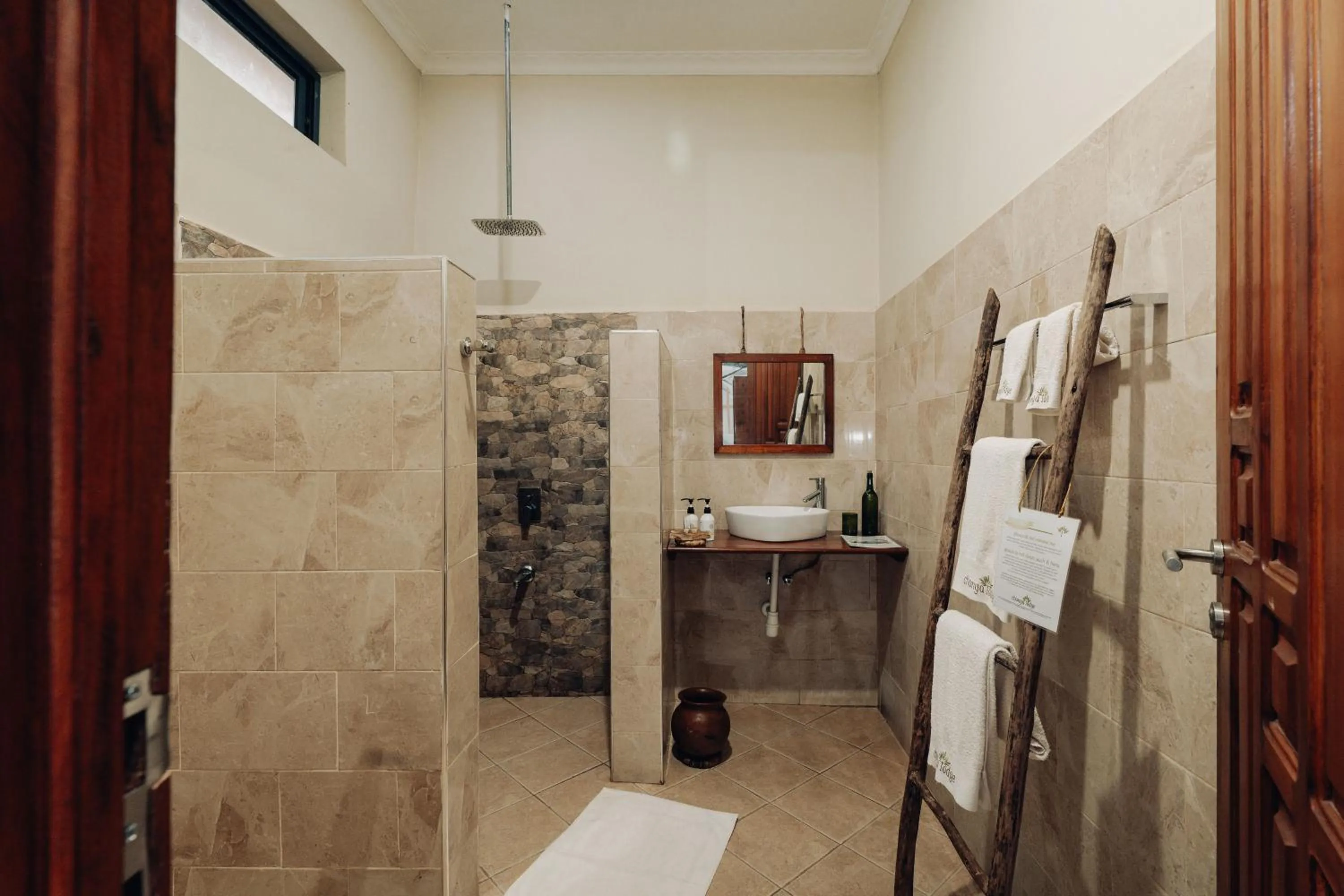 Shower in Chanya by Ardhi Africa