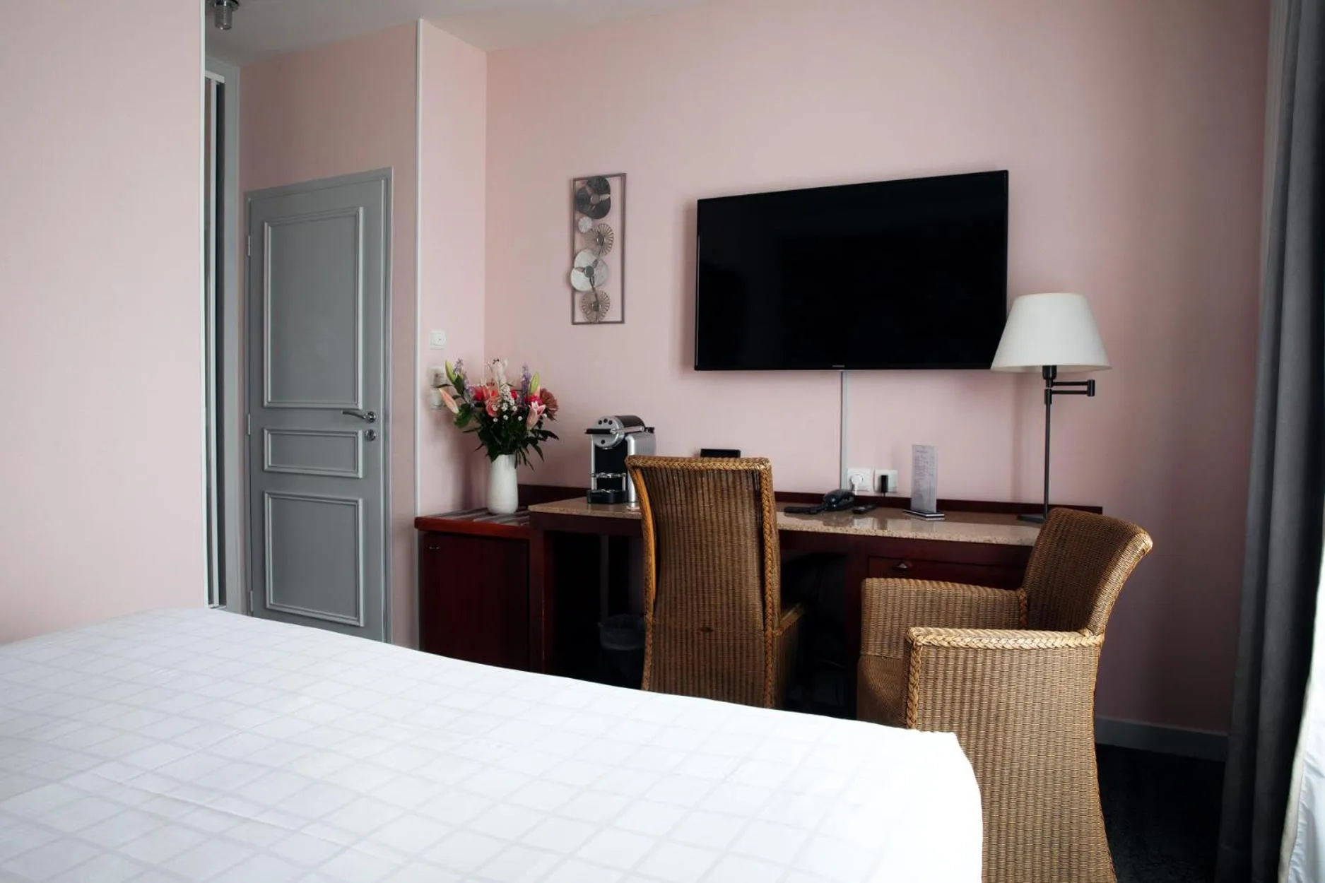 Bed in Hôtel La Villefromoy