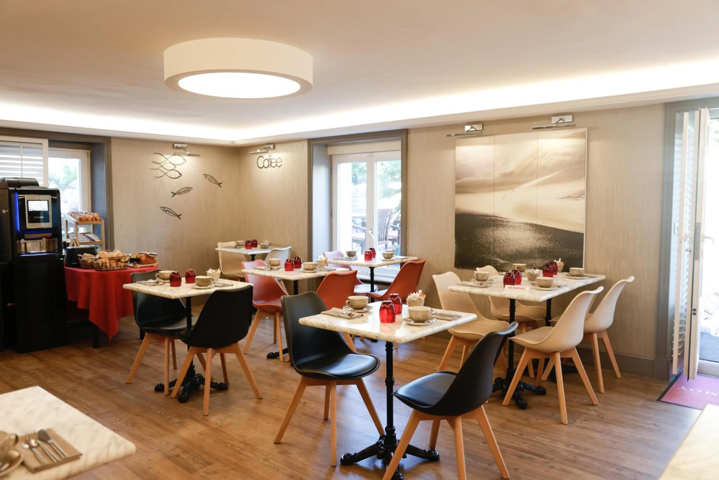 Breakfast in Hôtel La Villefromoy