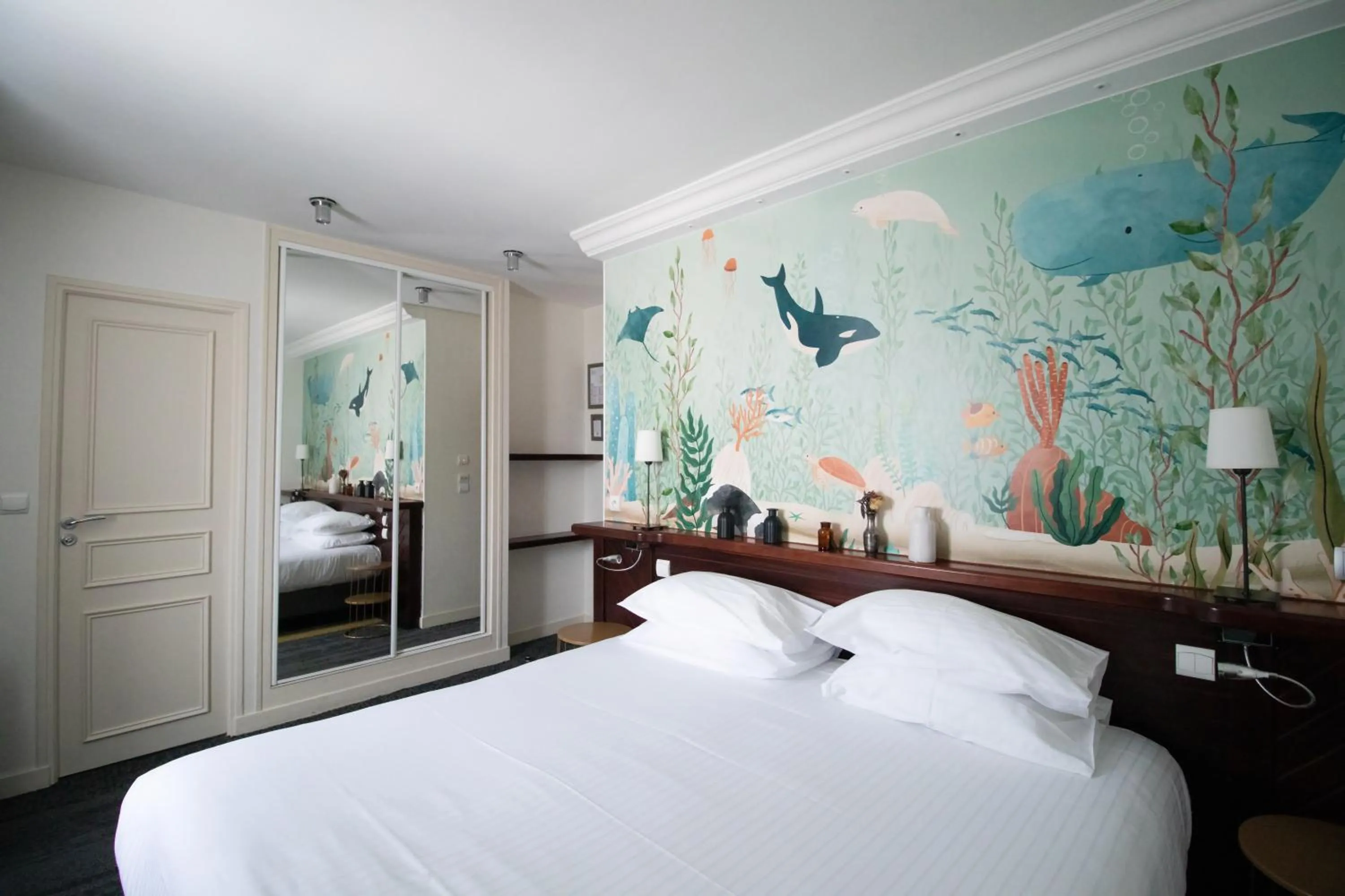 Photo of the whole room, Bed in Hôtel La Villefromoy