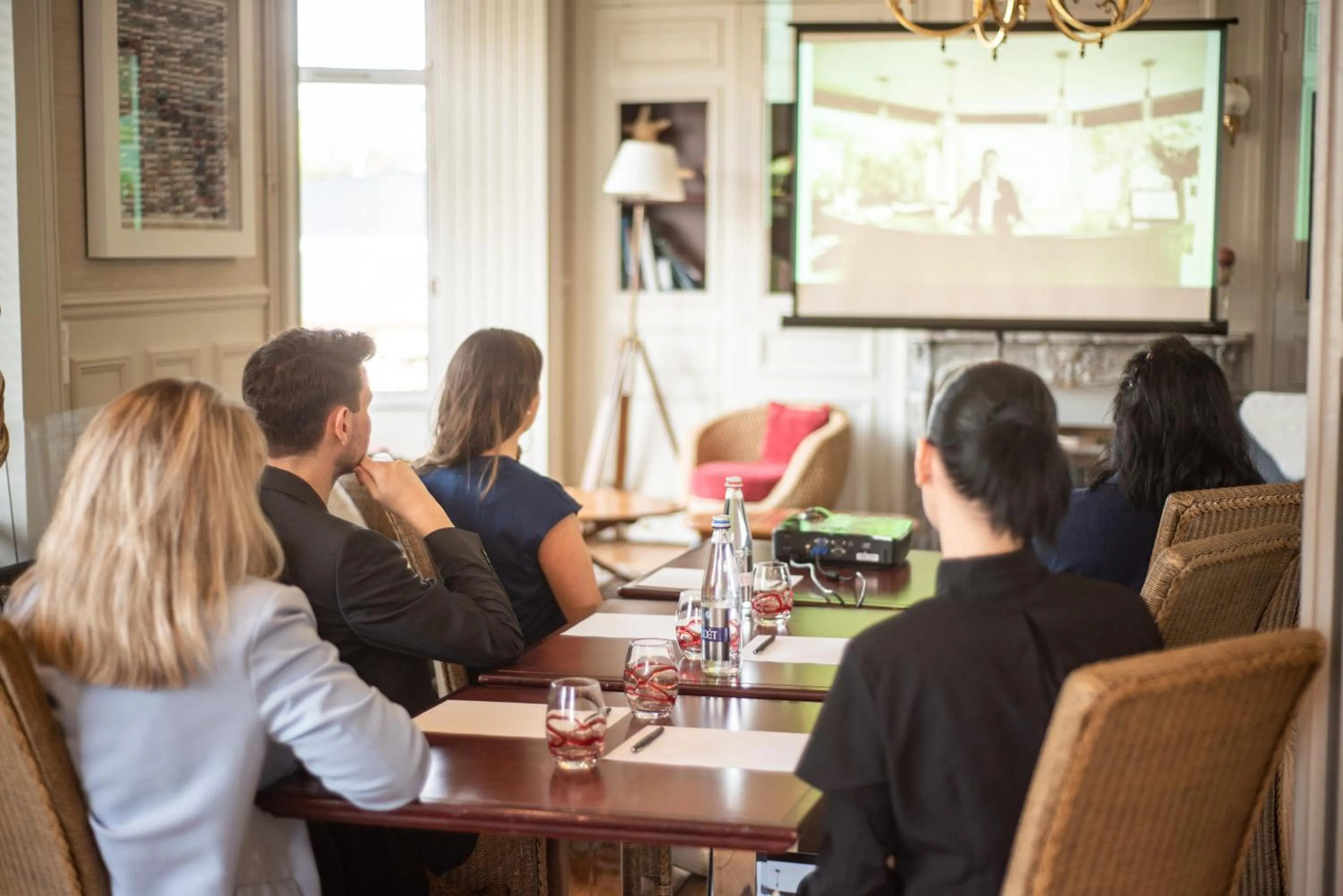 People in Hôtel La Villefromoy