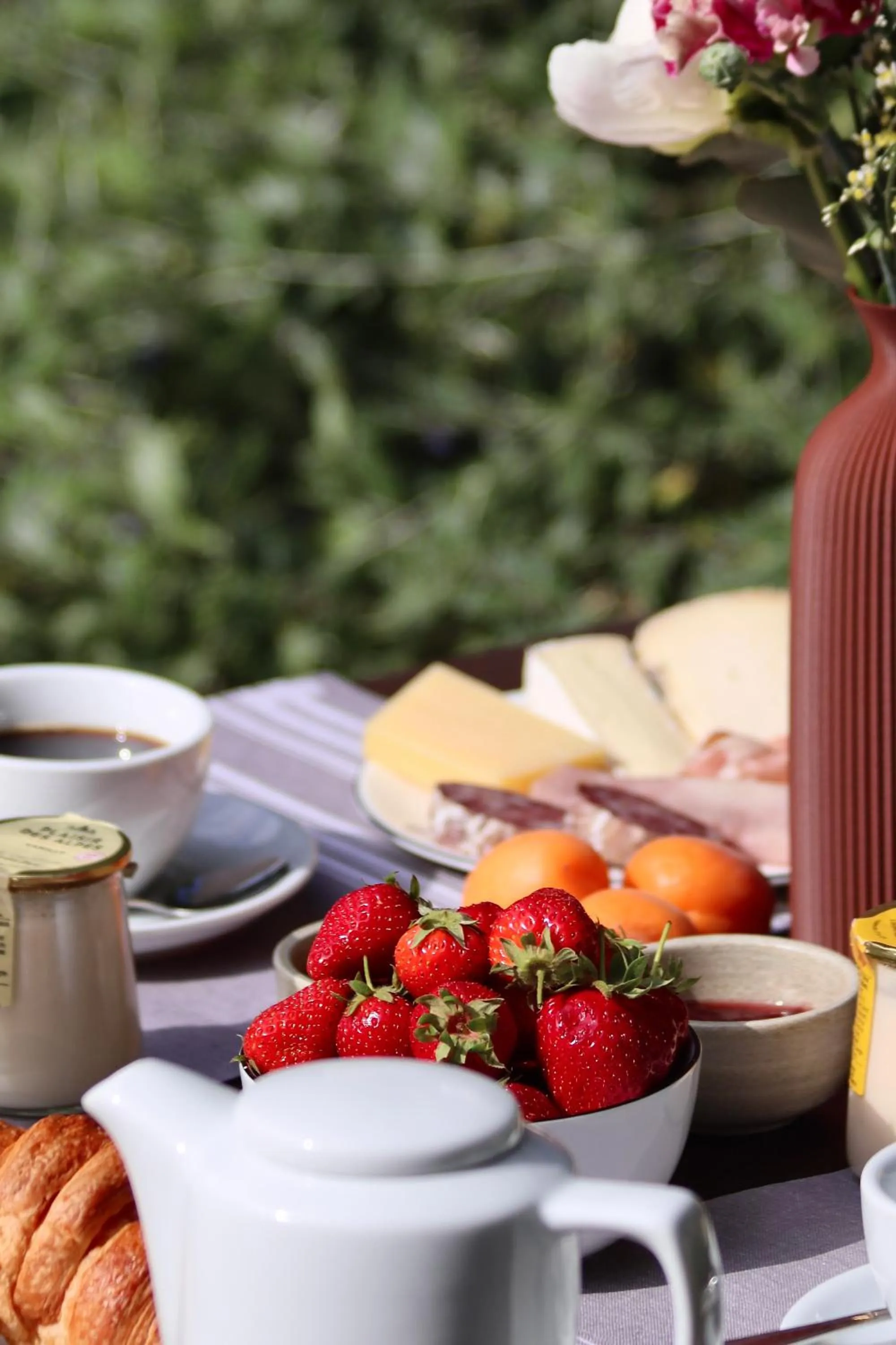 Breakfast in Hôtel Le Pré Galoffre