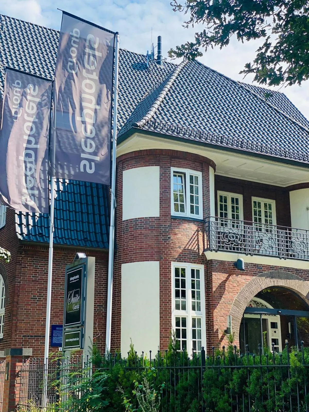 Property building in Sleephotels Suite Garde