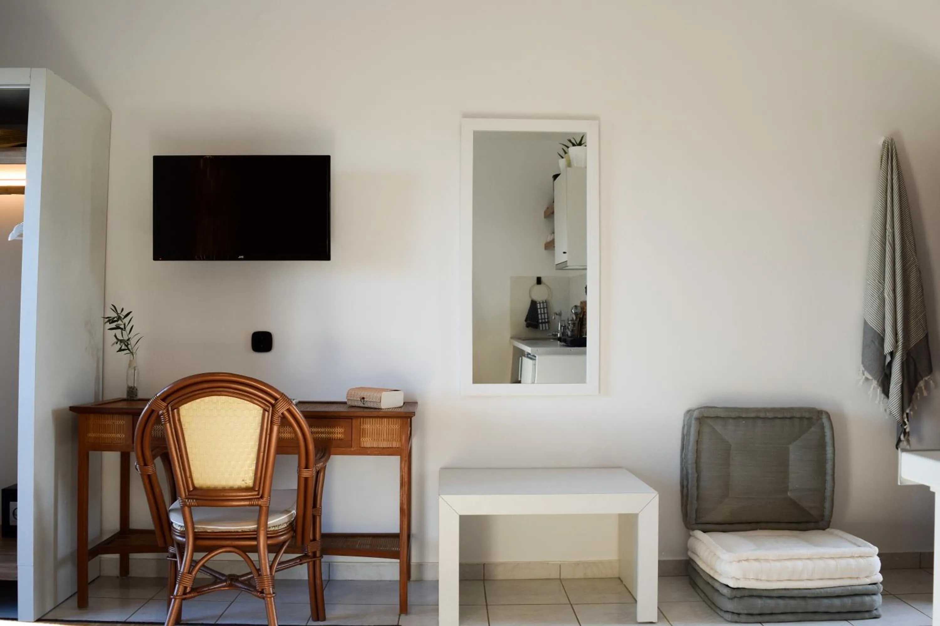 TV and multimedia in Kanso Rooms