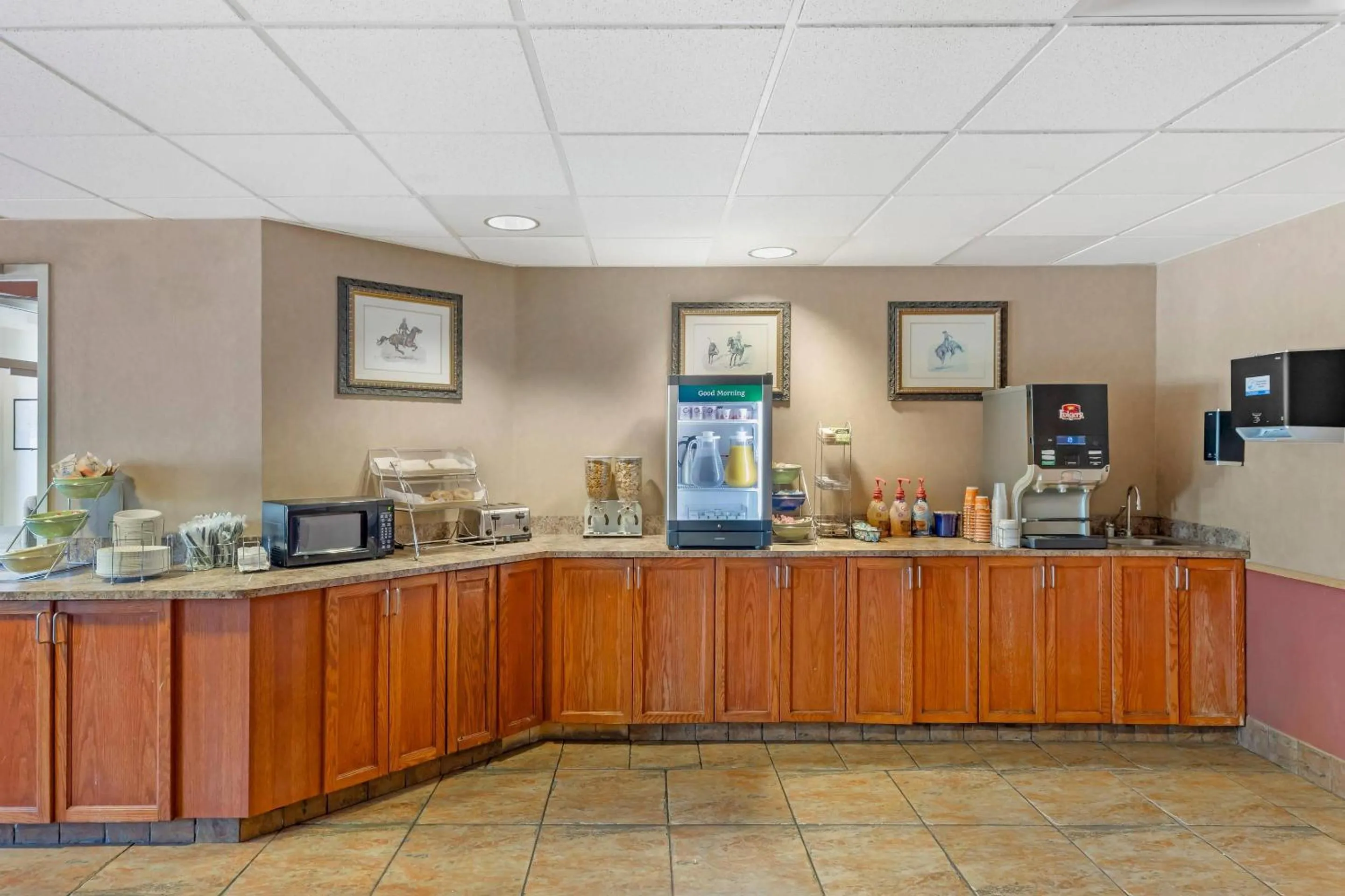 Breakfast in Quality Inn & Suites Wellington - Fort Collins