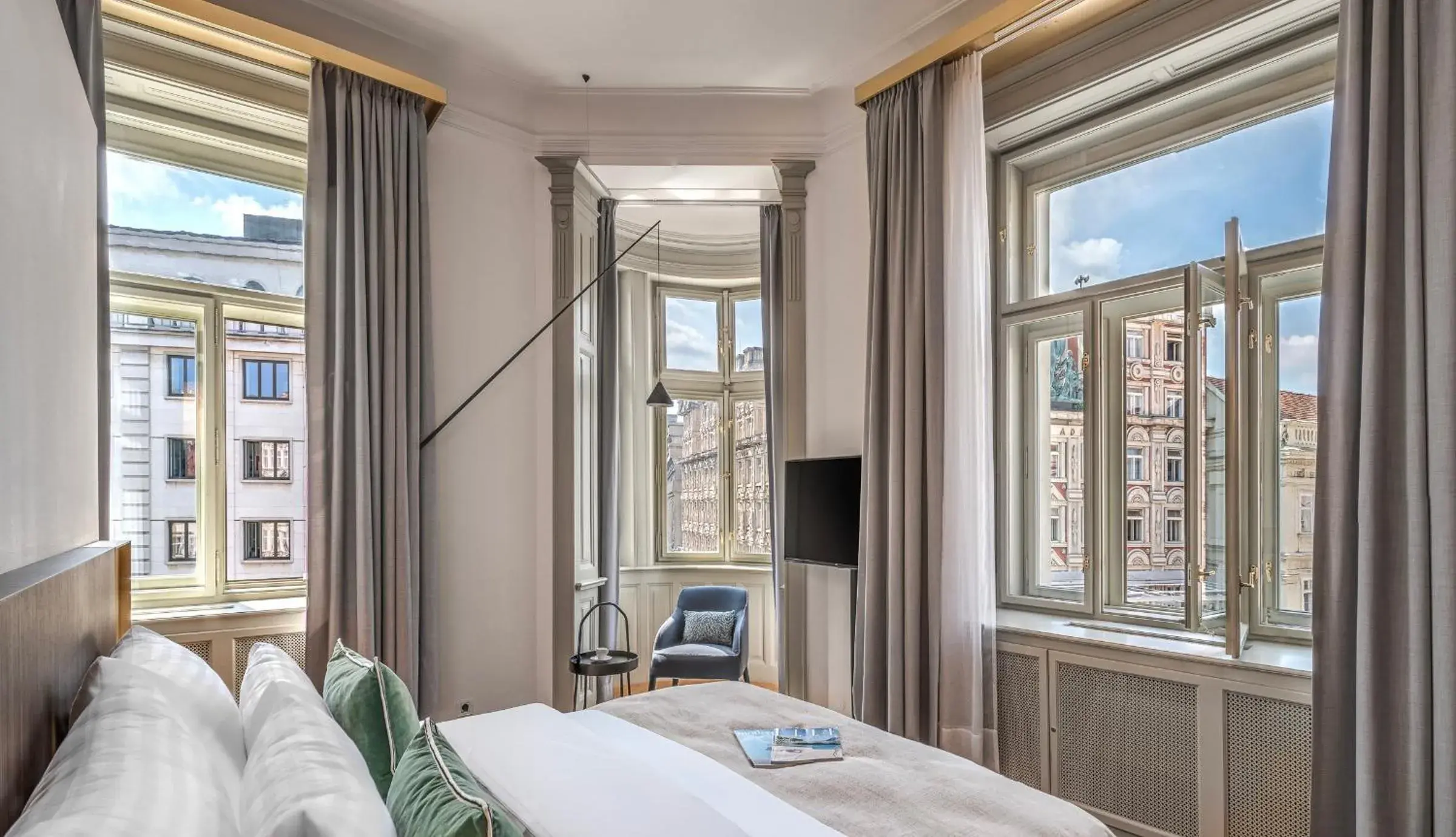 Superior King Room in Mottl House by Adrez Superior King Room in Mottl House by Adrez