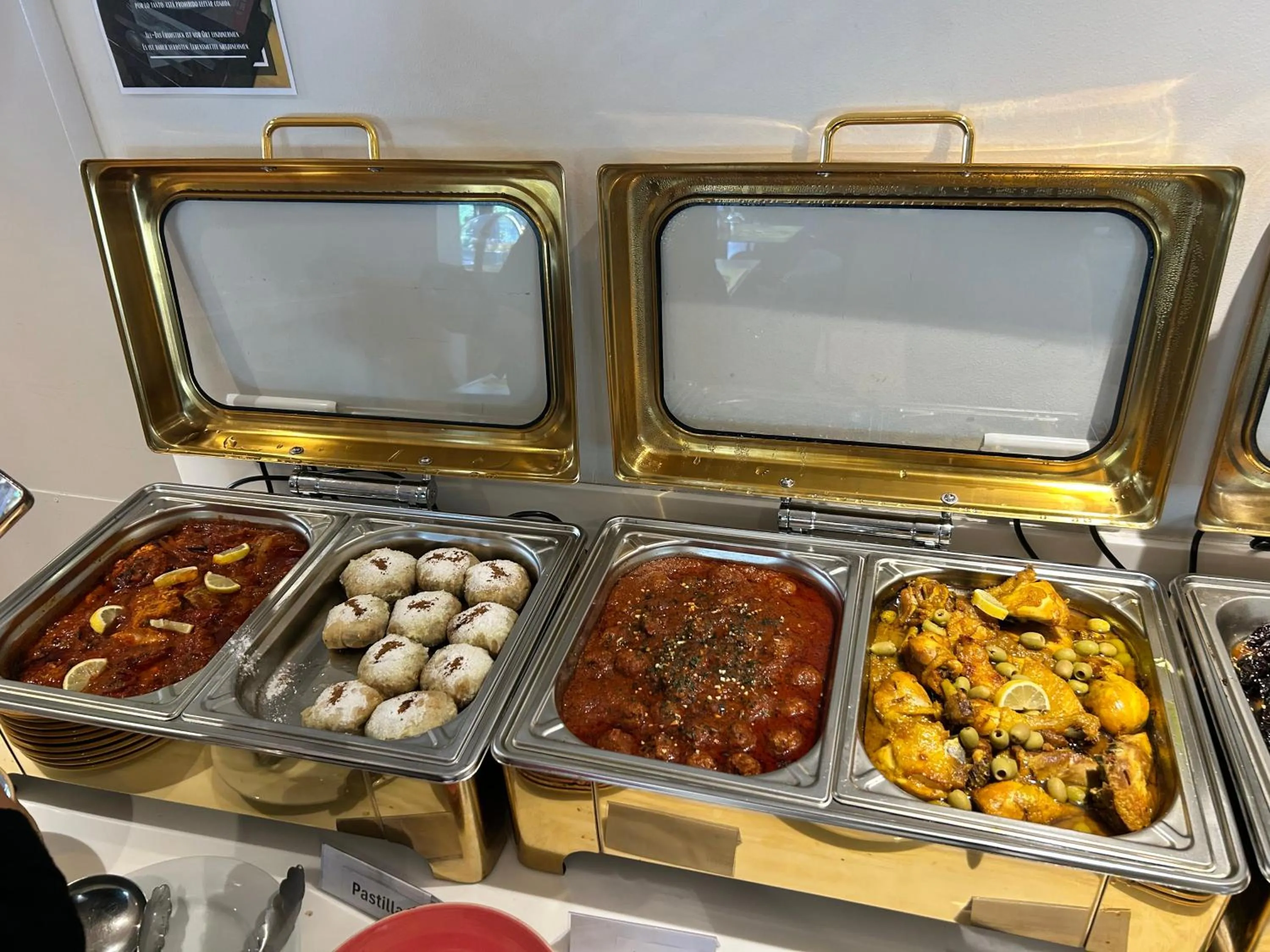 Restaurant/places to eat in The Originals City, Hôtel Nîmes Costières