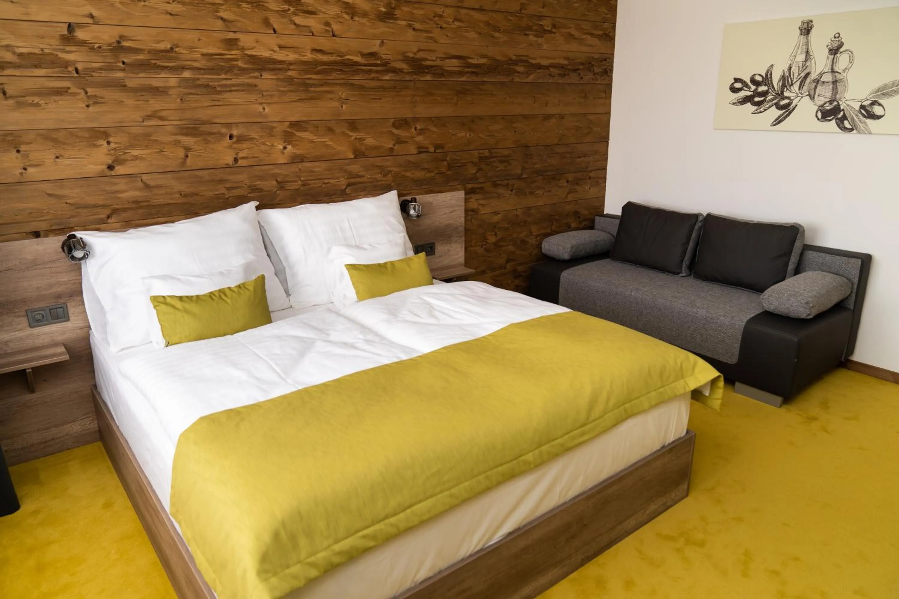 Bed in Hotel Kristály Konferencia & Wellness