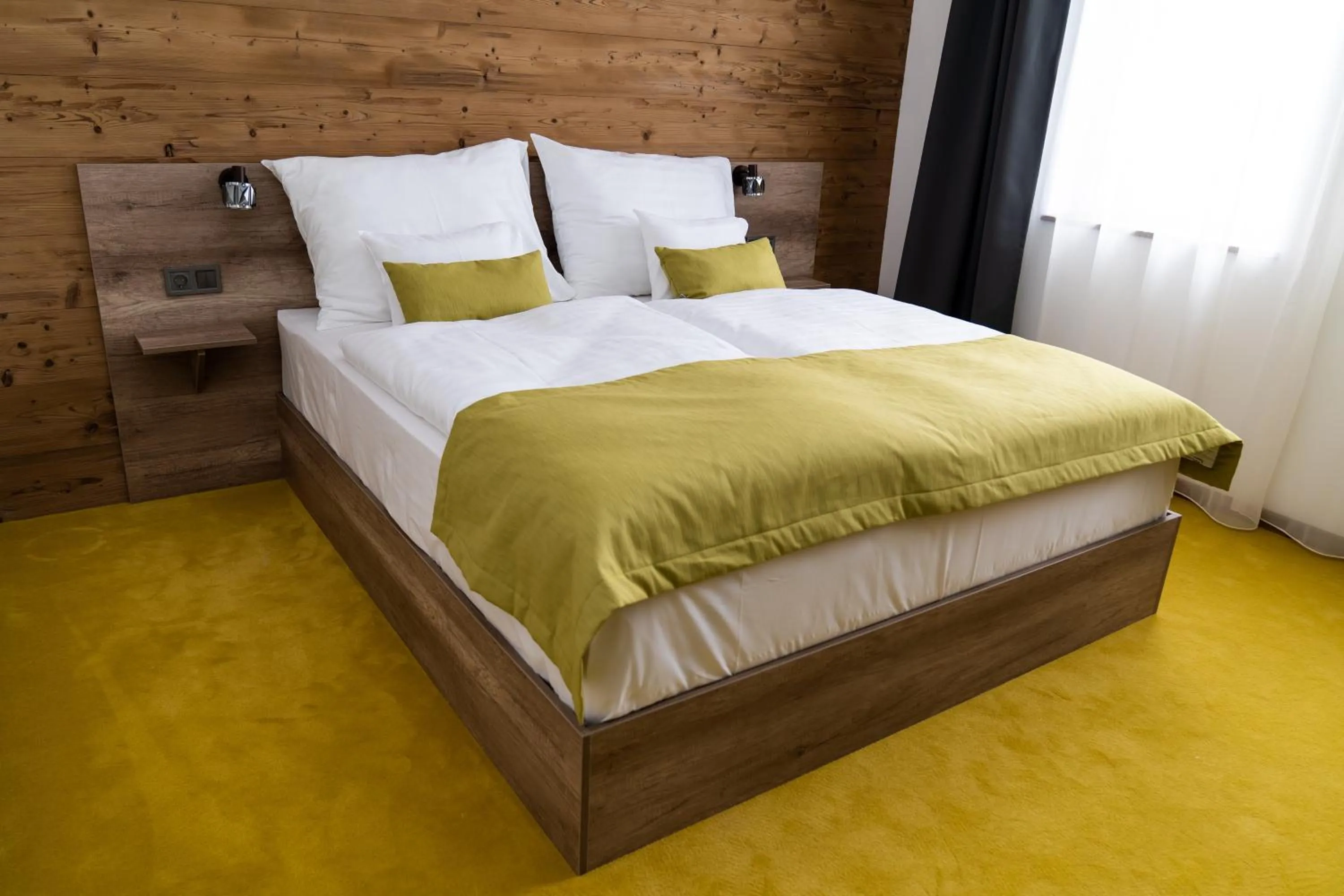 Bed in Hotel Kristály Konferencia & Wellness