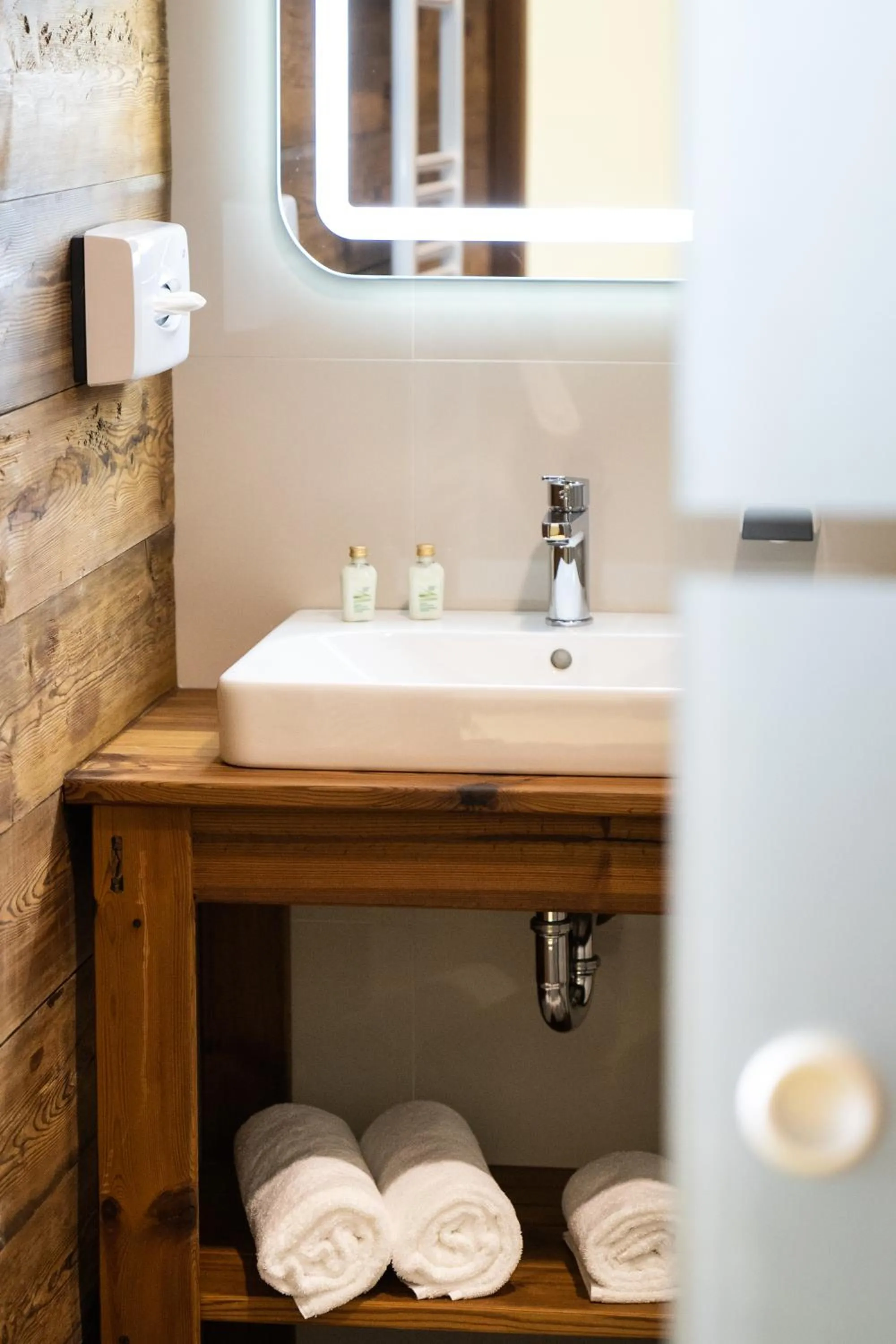 Bathroom in Hotel Kristály Konferencia & Wellness