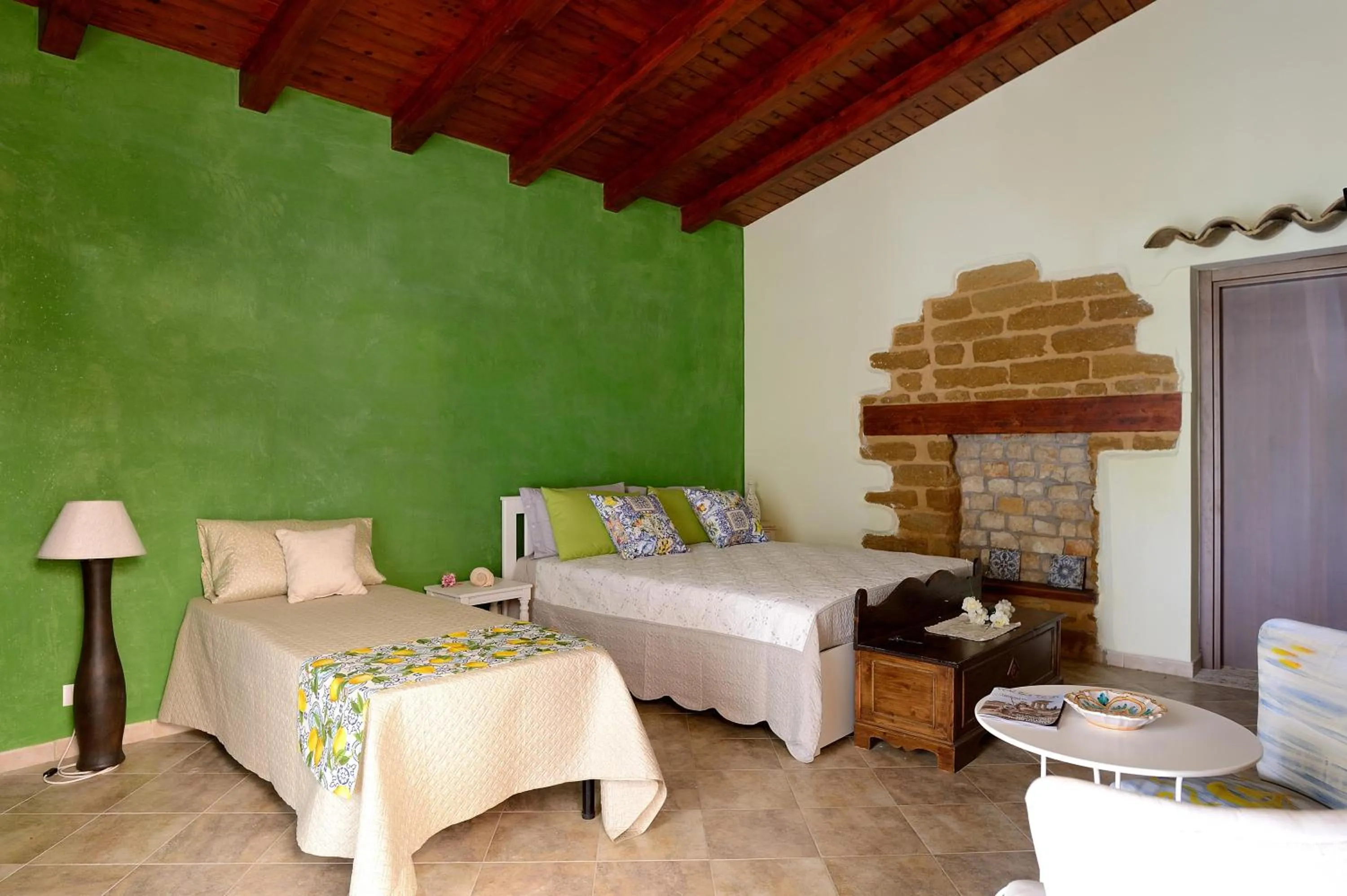 Bed in LUMIE DI SICILIA