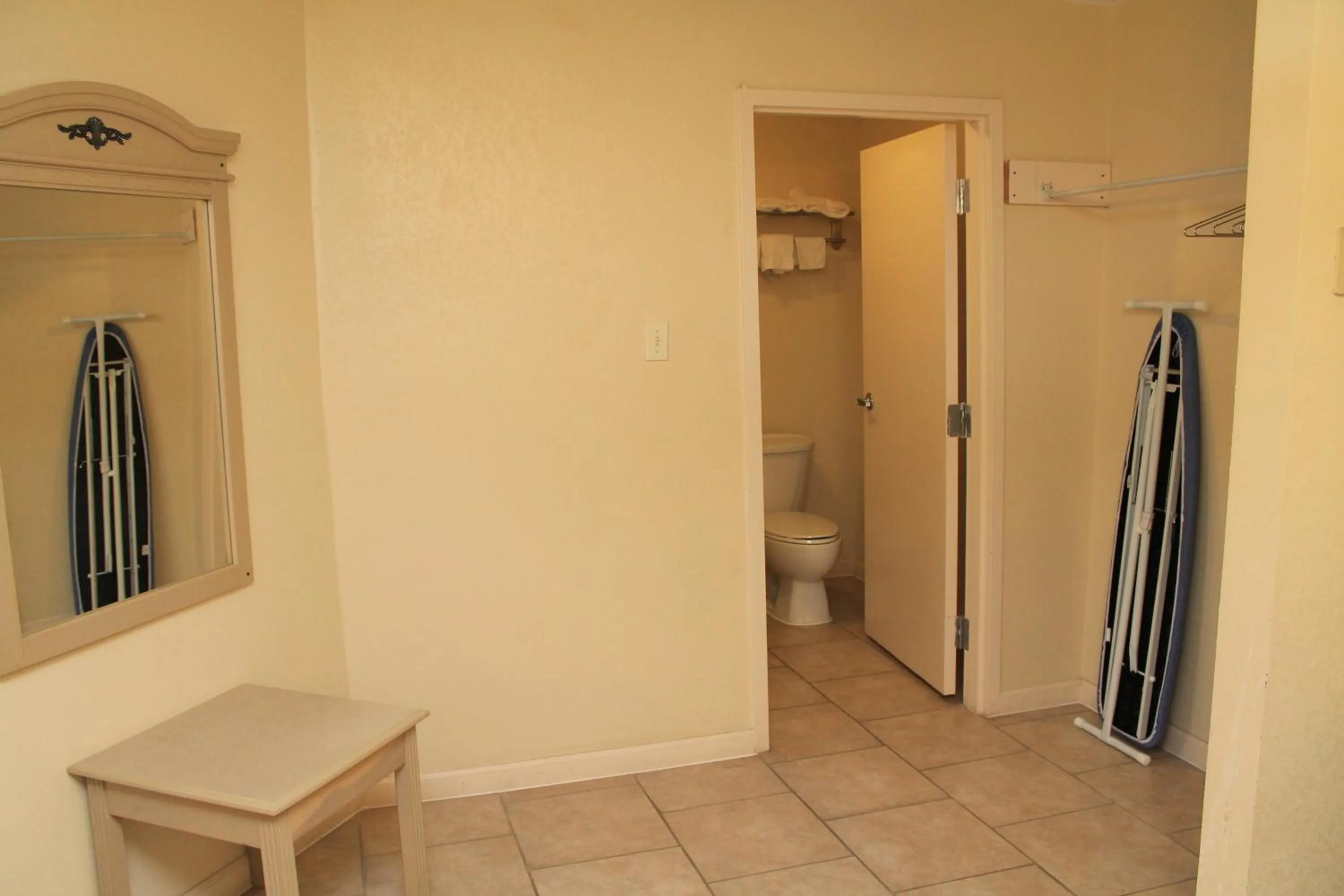 Bathroom in Best Way Inn and Suites - New Orleans