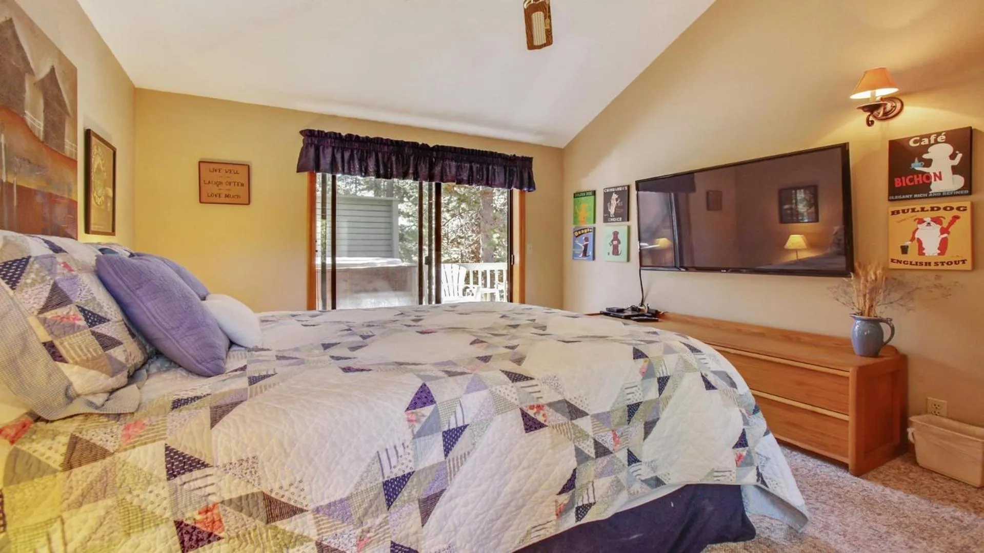 Bed in Witchhazel 16