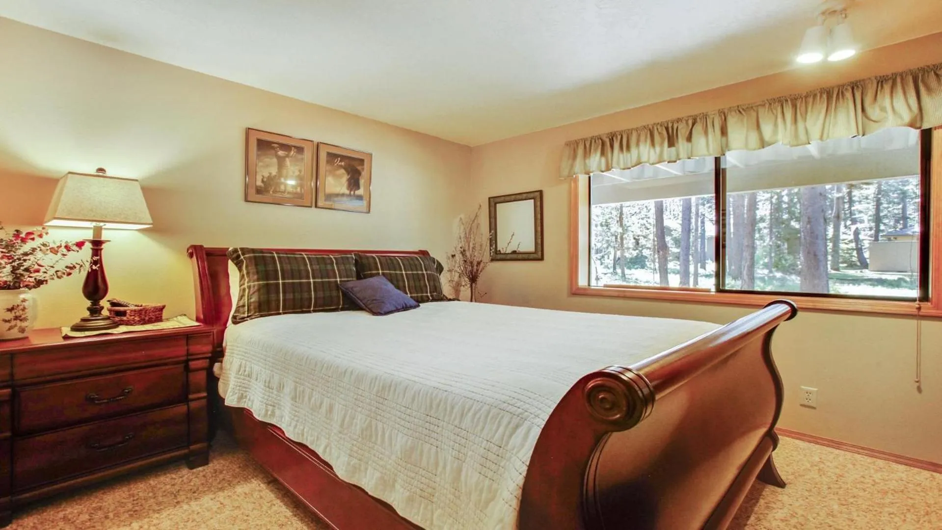 Bed in Witchhazel 16