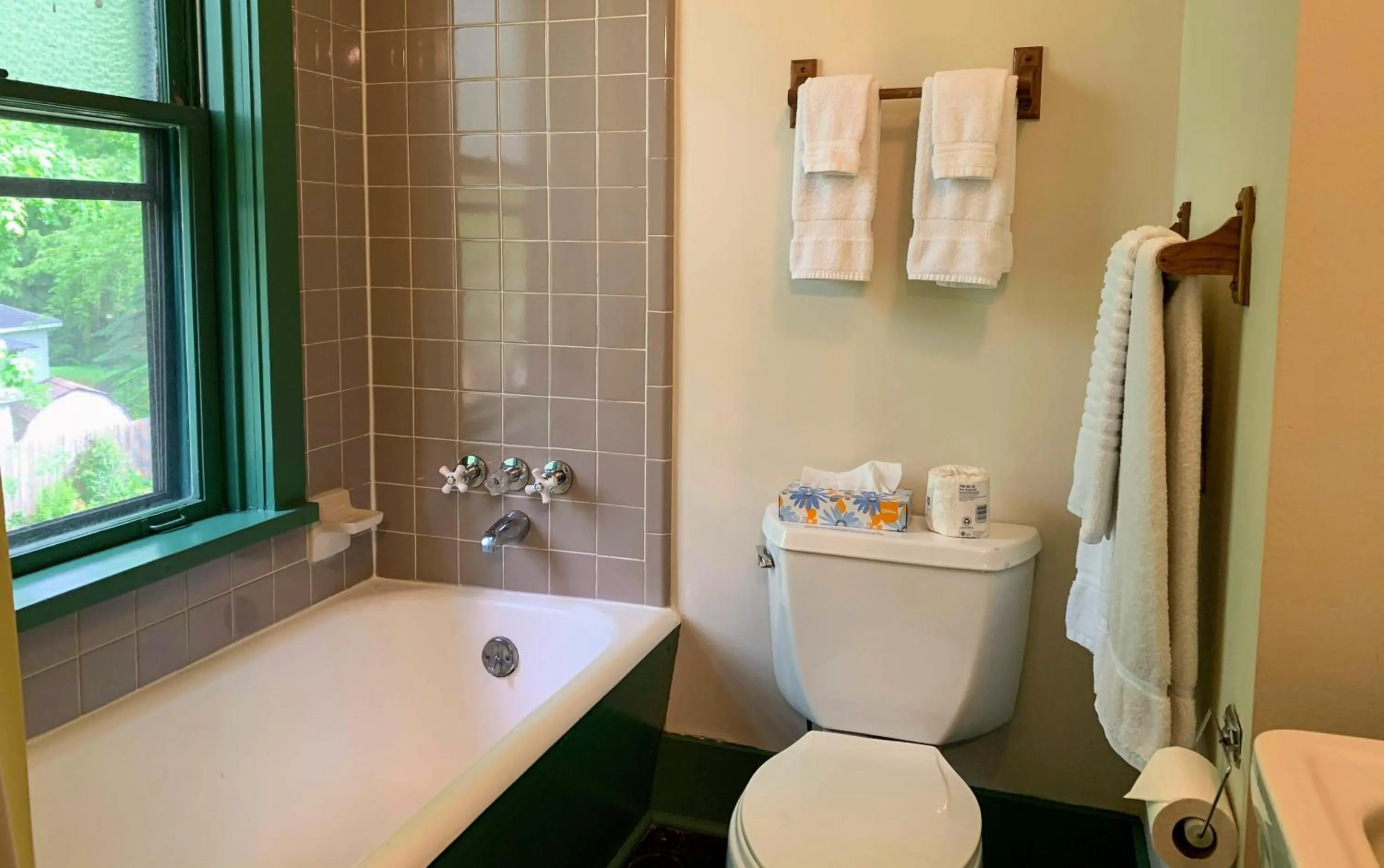 Bathroom in Gordon Beach Inn