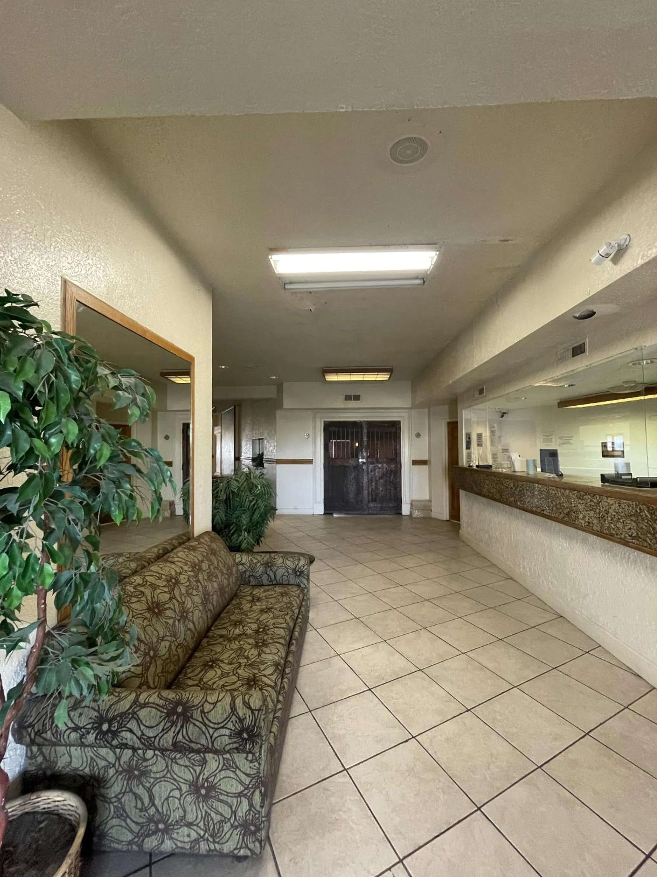 Lobby or reception in Four Corners Inn