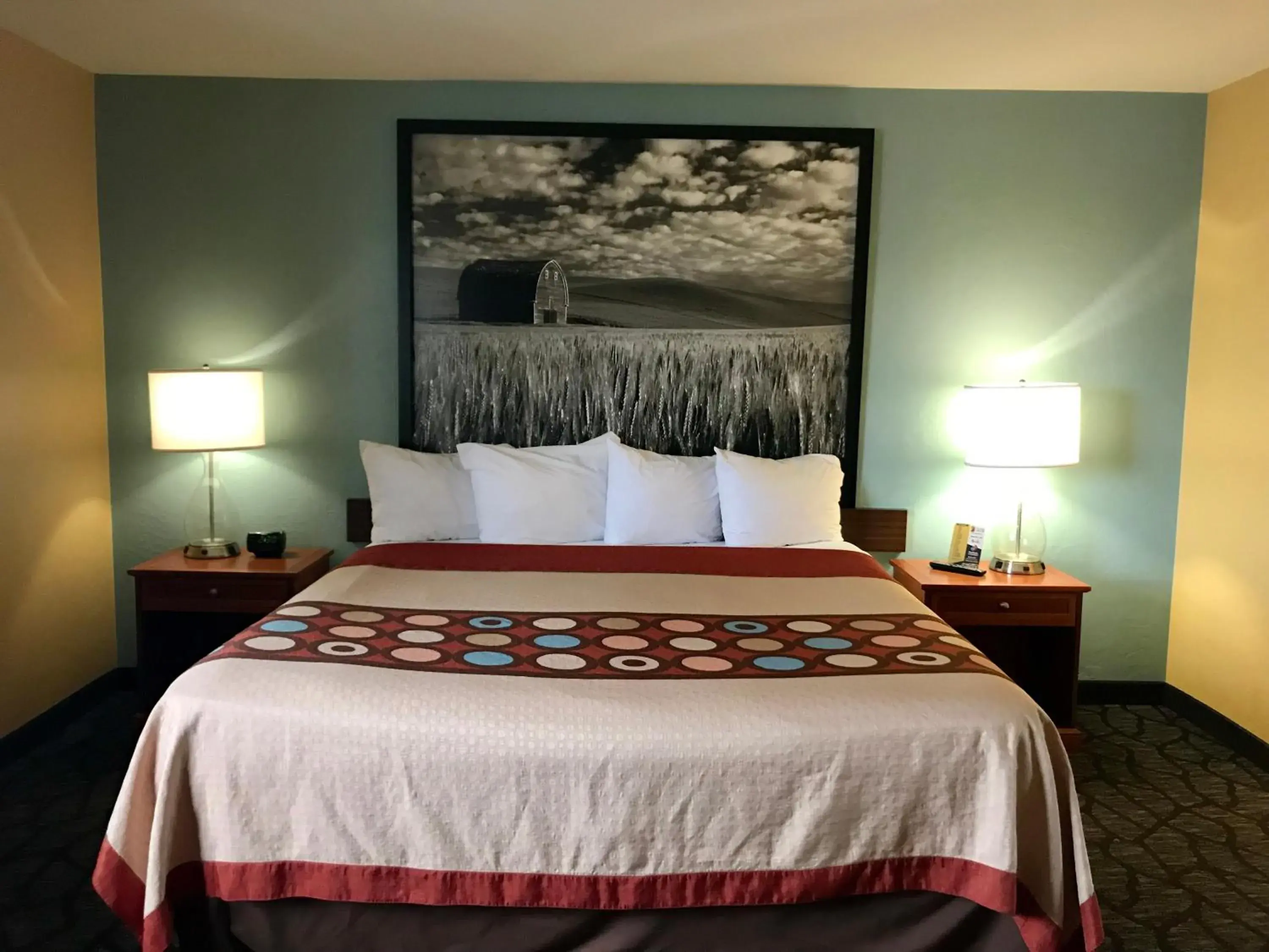 King Studio Suite - Non-Smoking in Super 8 by Wyndham Union Gap Yakima Area King Studio Suite - Non-Smoking in Super 8 by Wyndham Union Gap Yakima Area