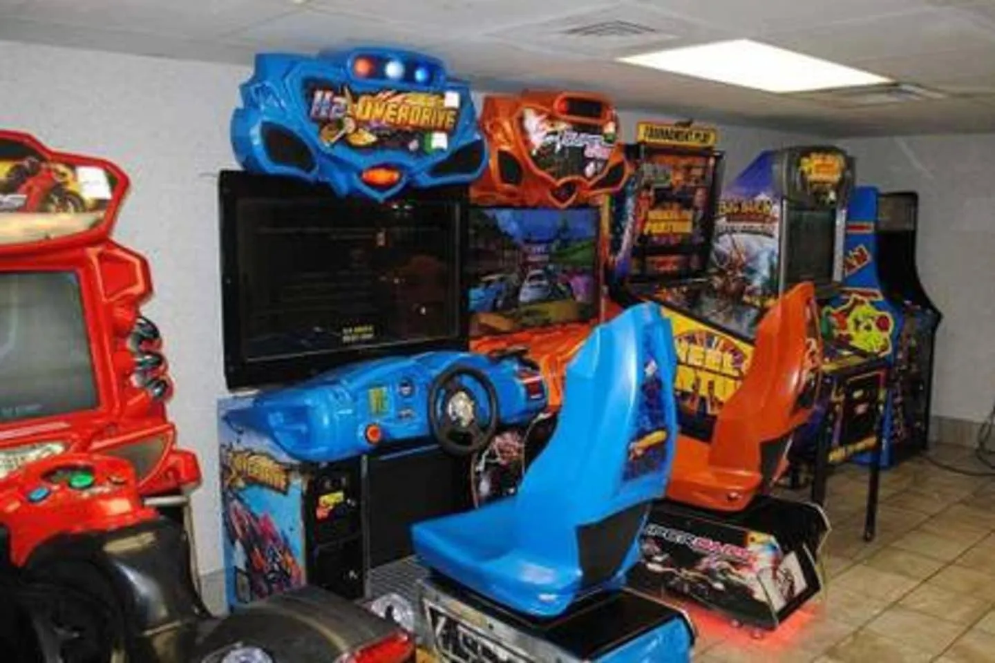 Game Room in Beach Daze Oceanfront Great Location