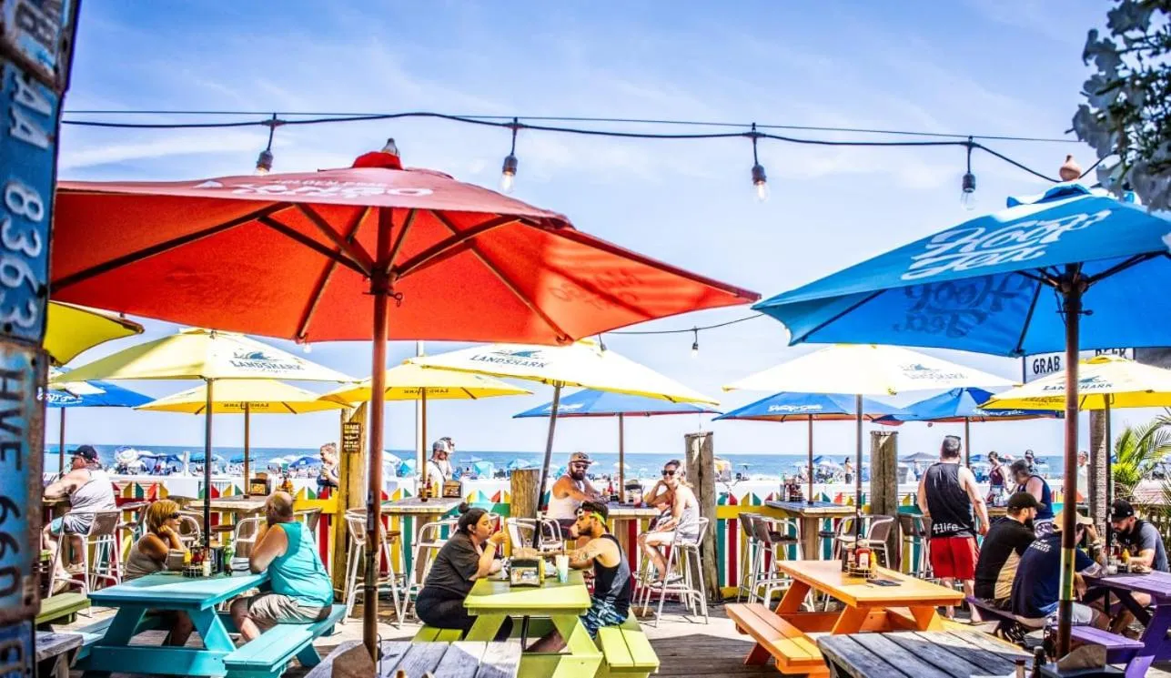 Lounge or bar in Americana Hotel Boardwalk