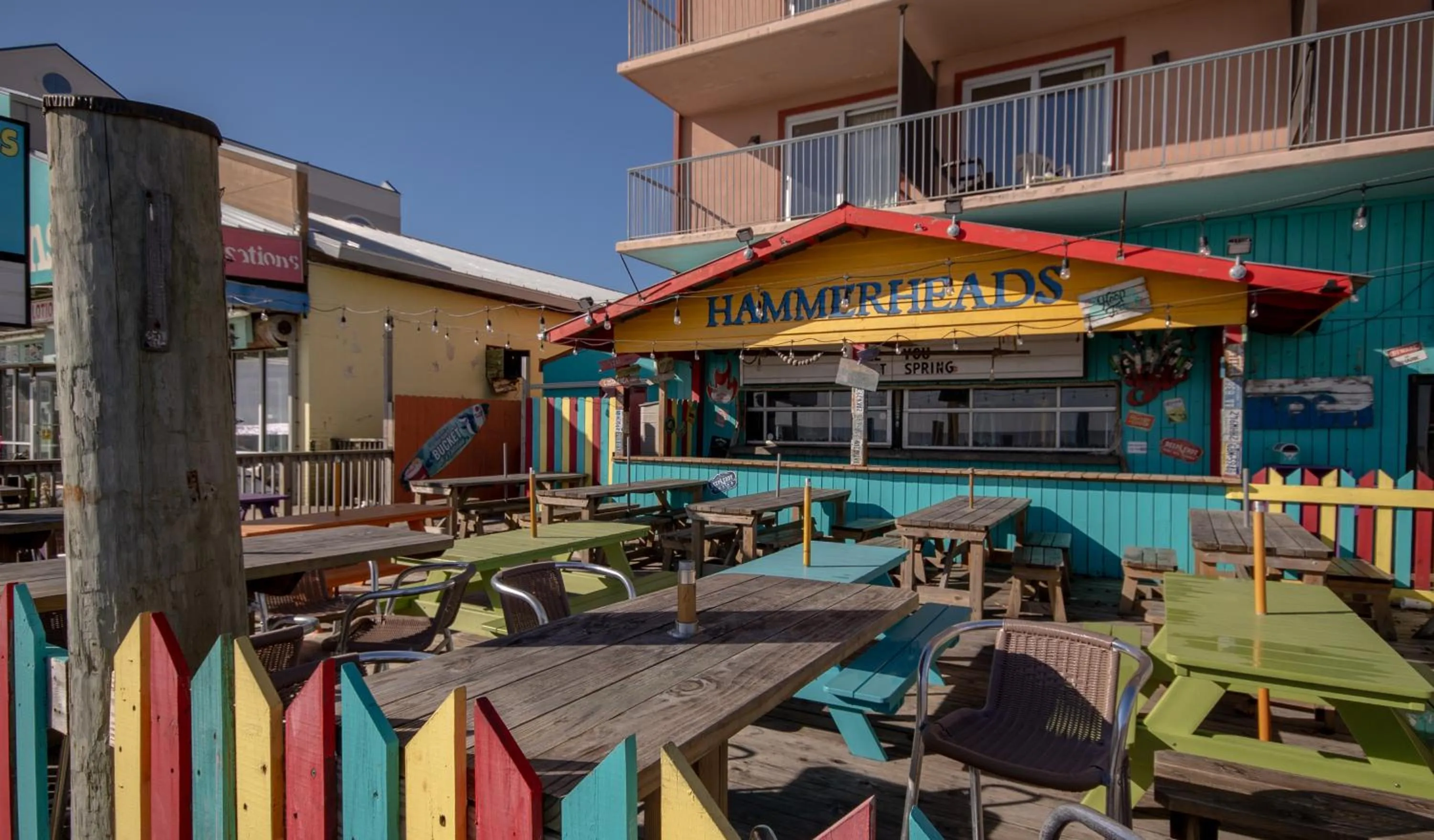 Restaurant/places to eat in Americana Hotel Boardwalk
