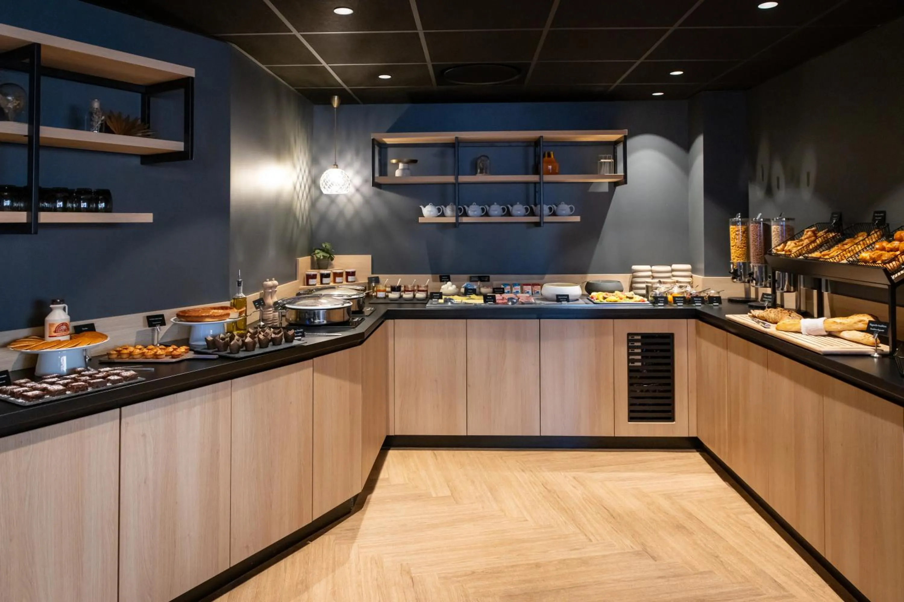 Restaurant/places to eat in Hôtel & Spa Le Maury, Vannes, The Originals Boutique