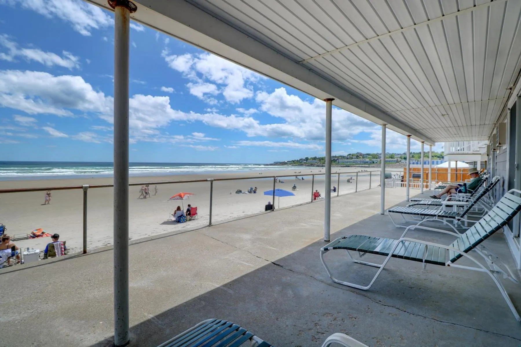 Patio in Norseman Resort on the Beach