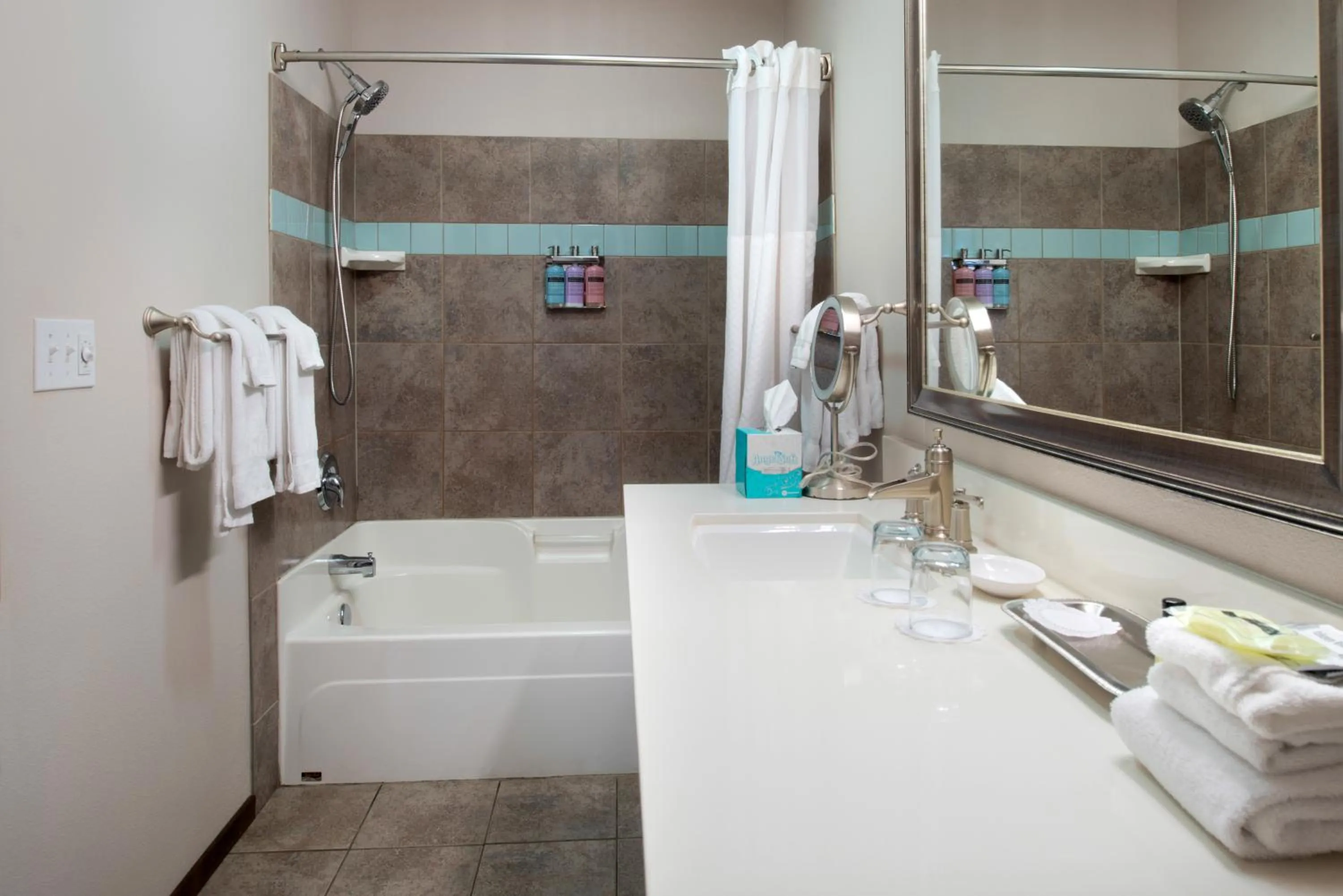 Bathroom in Inn at Nye Beach