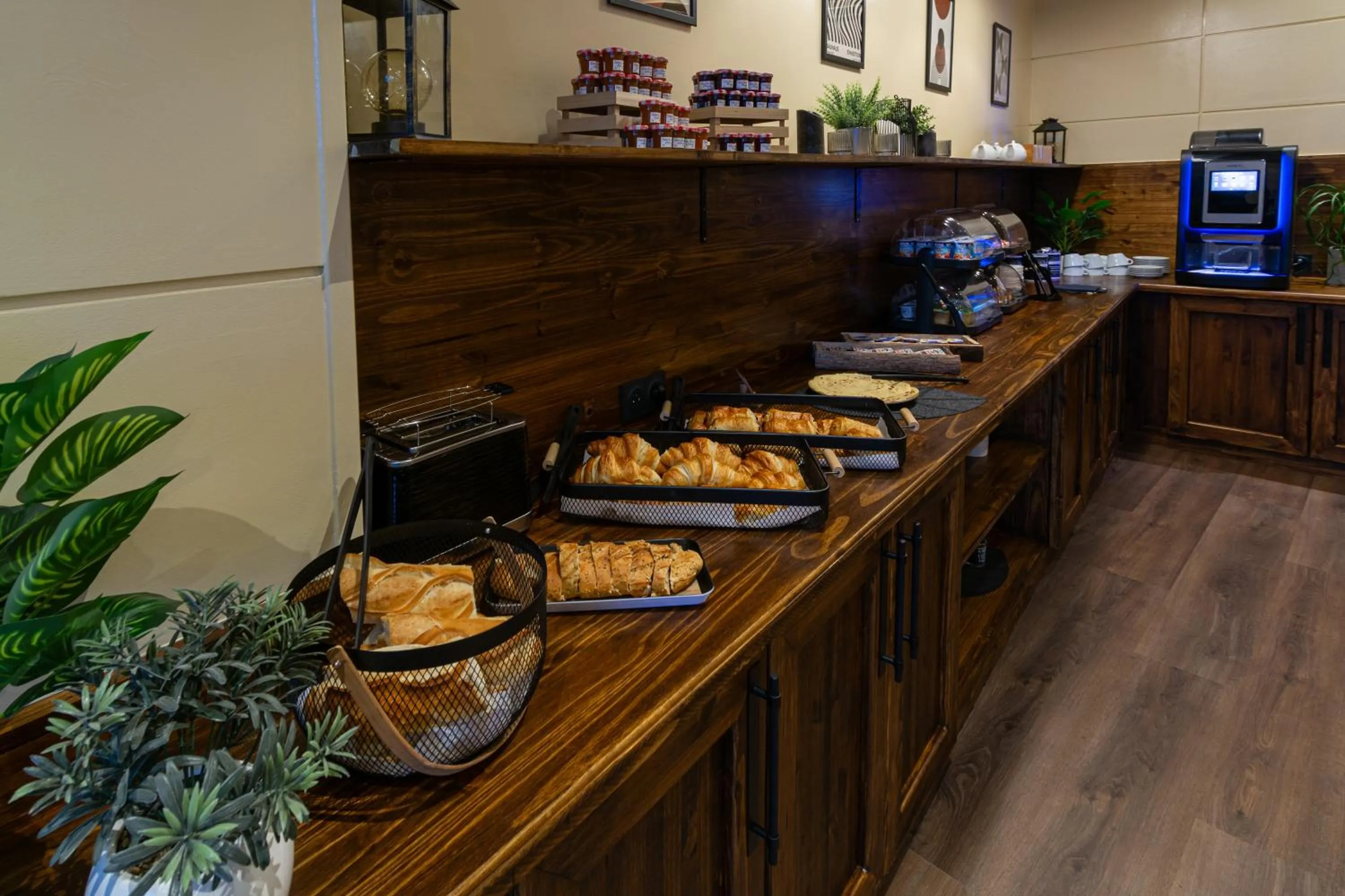 Buffet breakfast in Grand Hôtel De La Seine