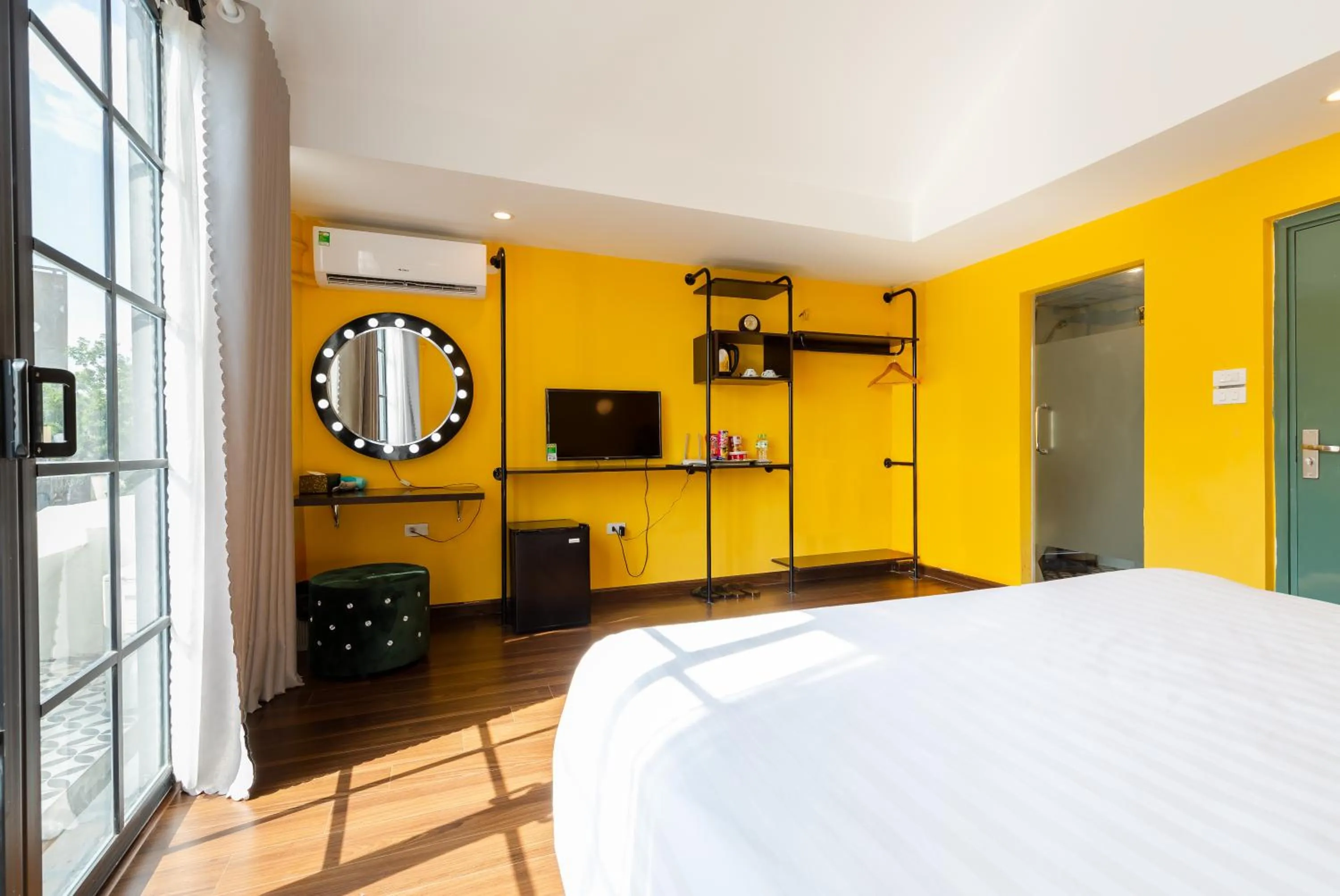 Bed in The Poppy Villa & Hotel