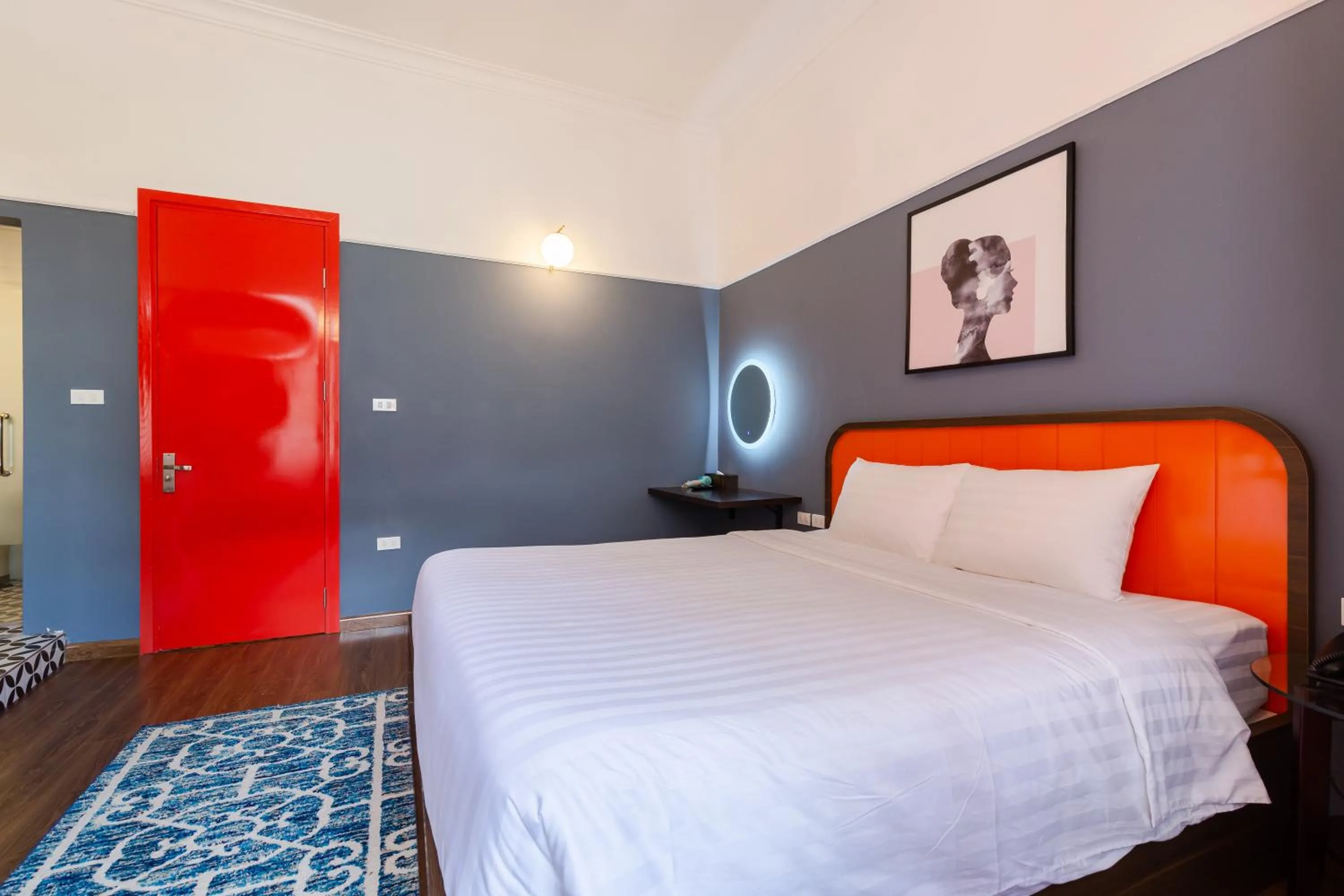 Bed in The Poppy Villa & Hotel