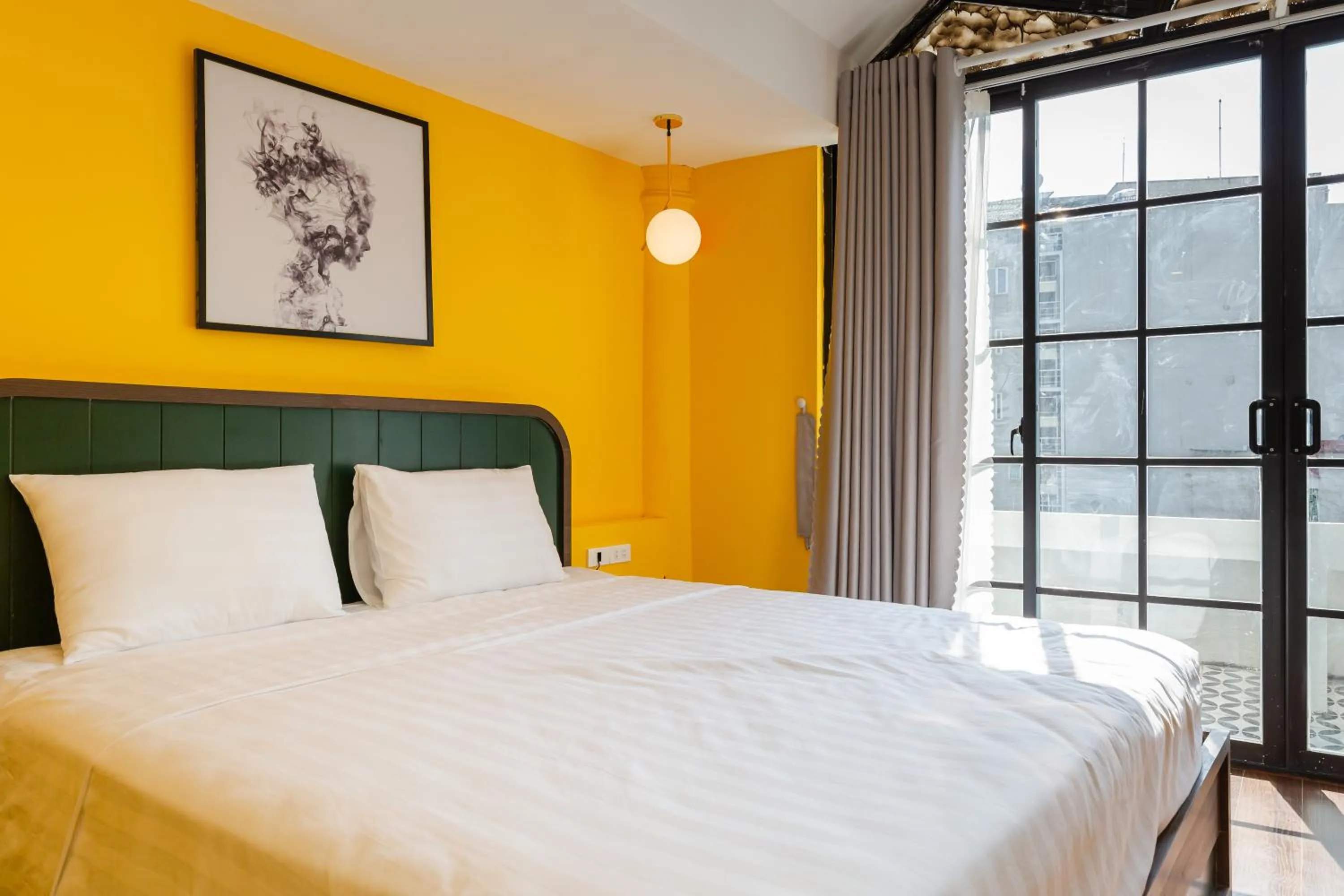 Bed in The Poppy Villa & Hotel