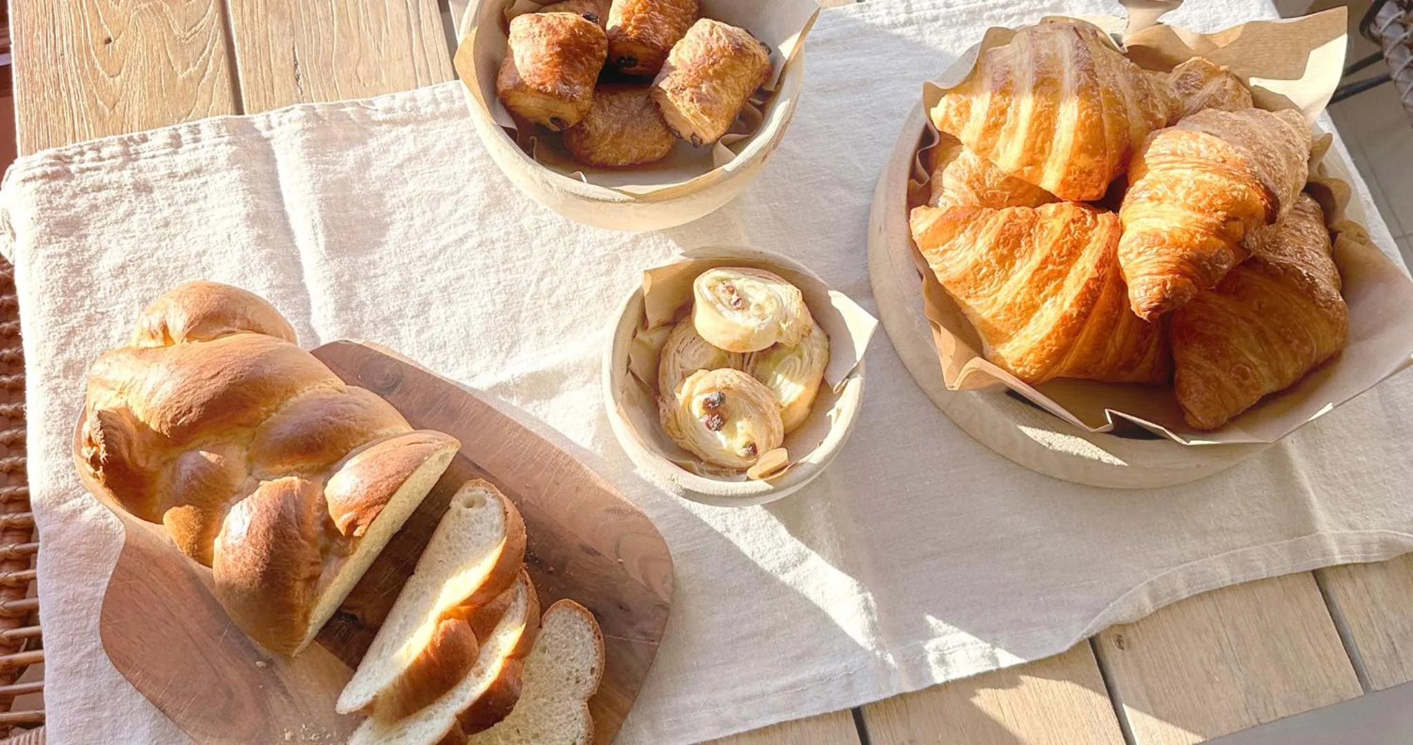 Food and drinks in Blanc Sable Hôtel